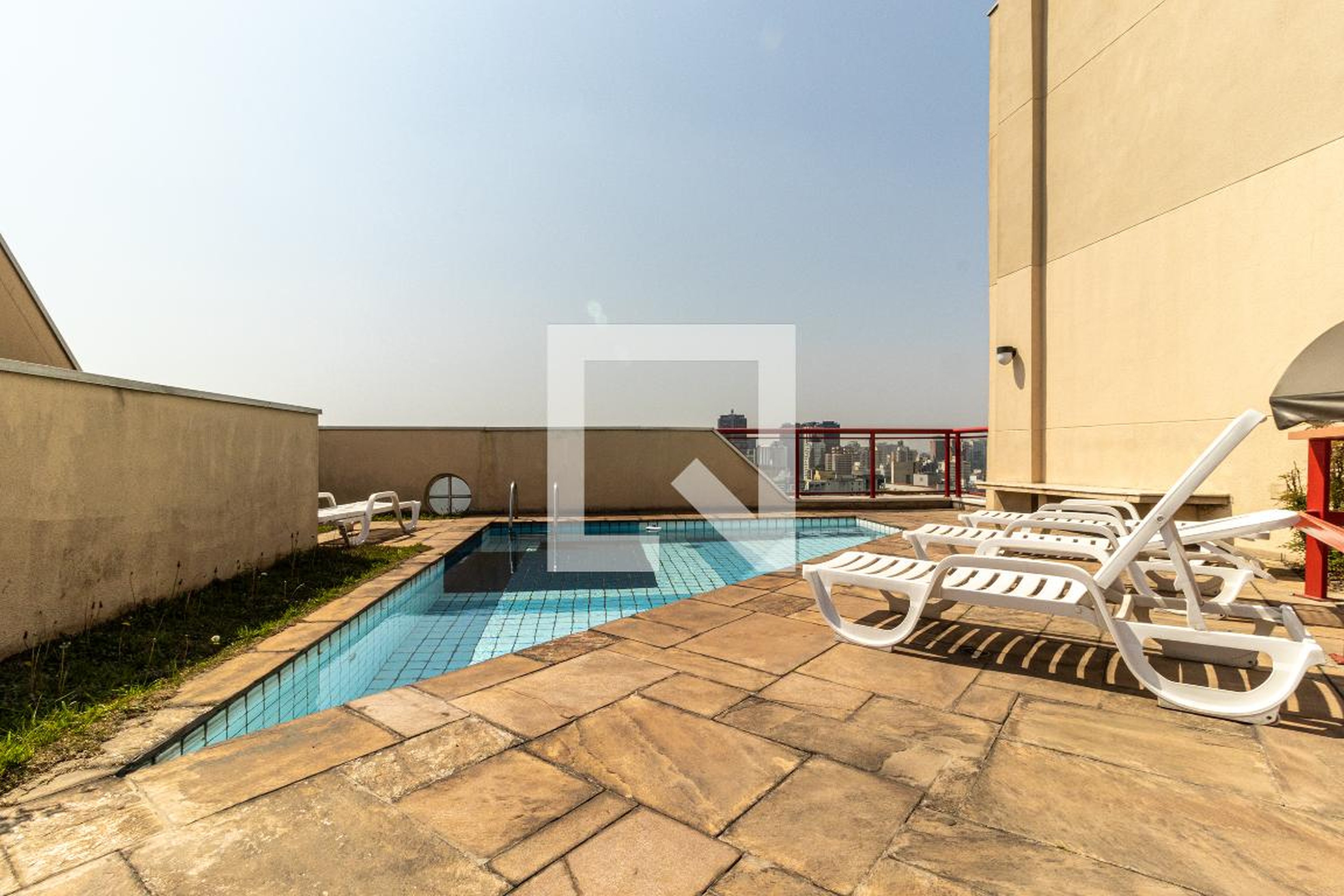 Piscina - Edifício Bristol Plaza