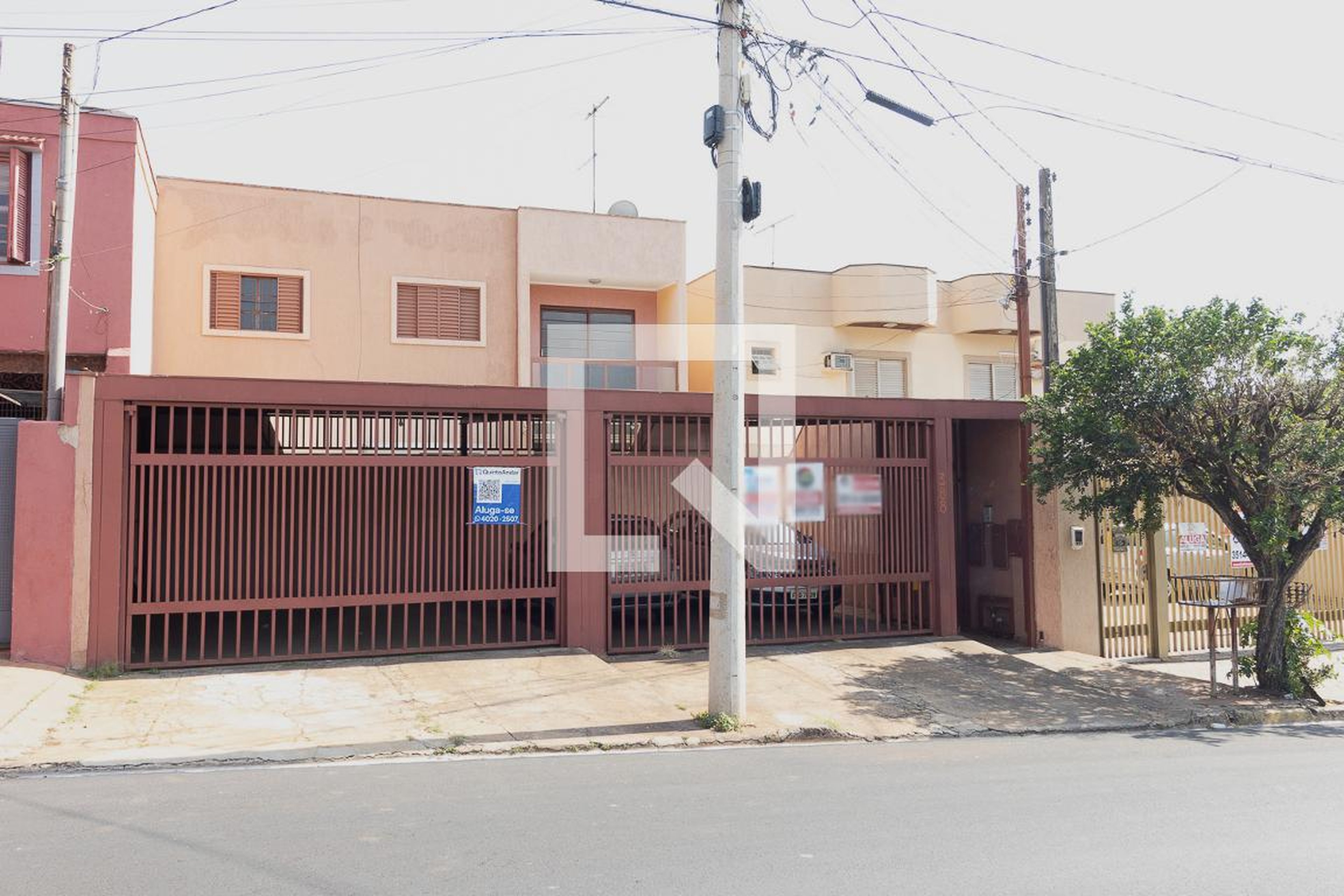 Fachada Condomínio em Rua Doutor João Gomes Rocha, 388