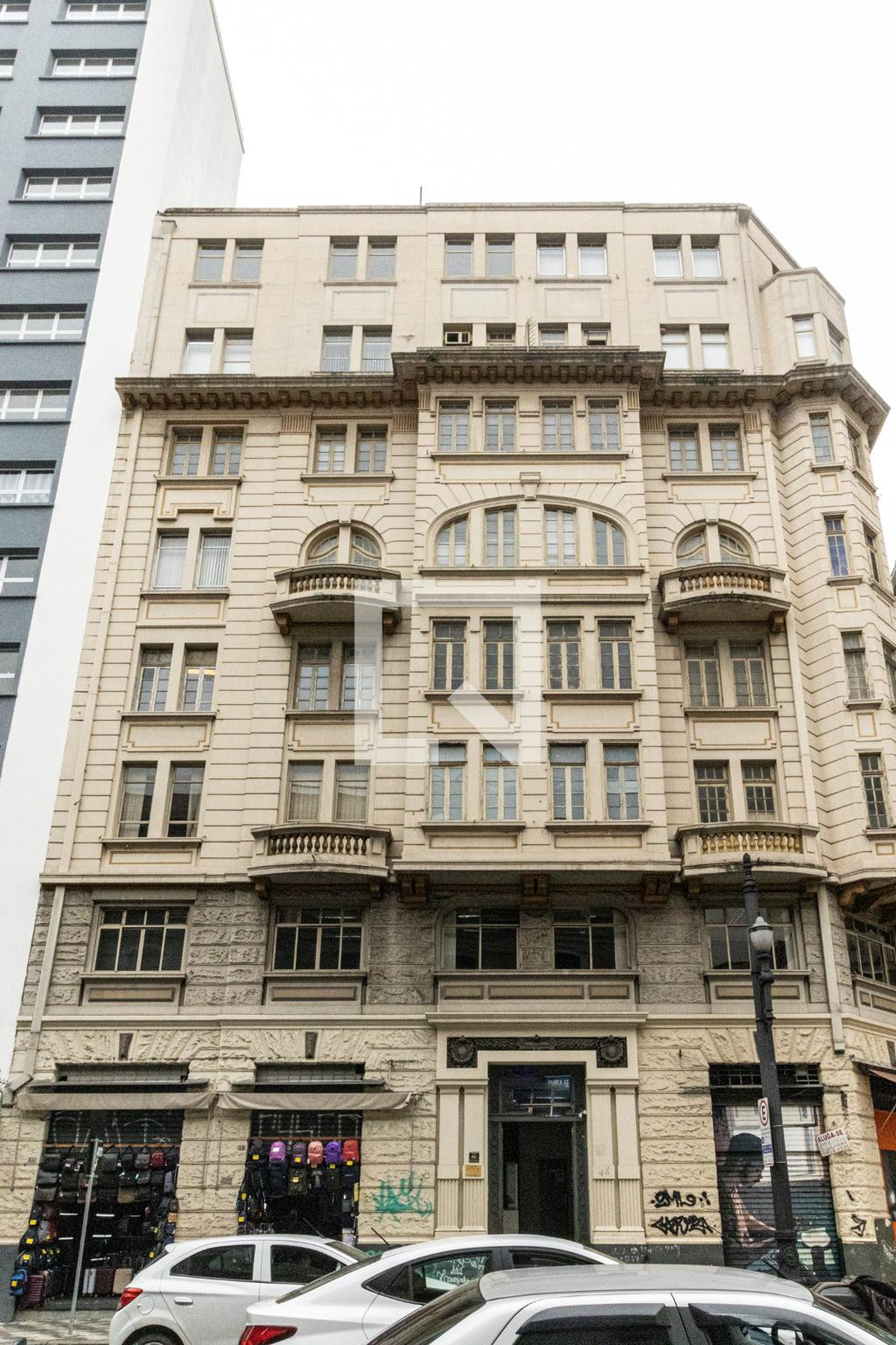 Fachada Condomínio em Rua Cristóvão Colombo Gonçalves, 63