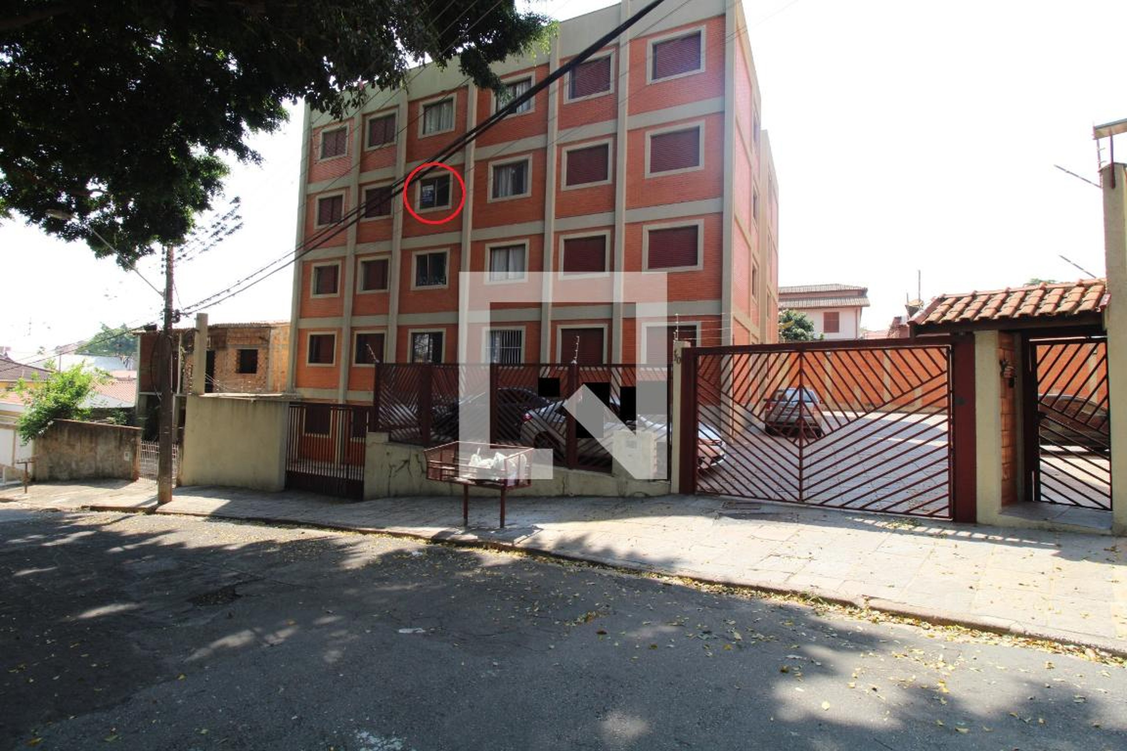 Fachada do Condomínio Edifício Samara