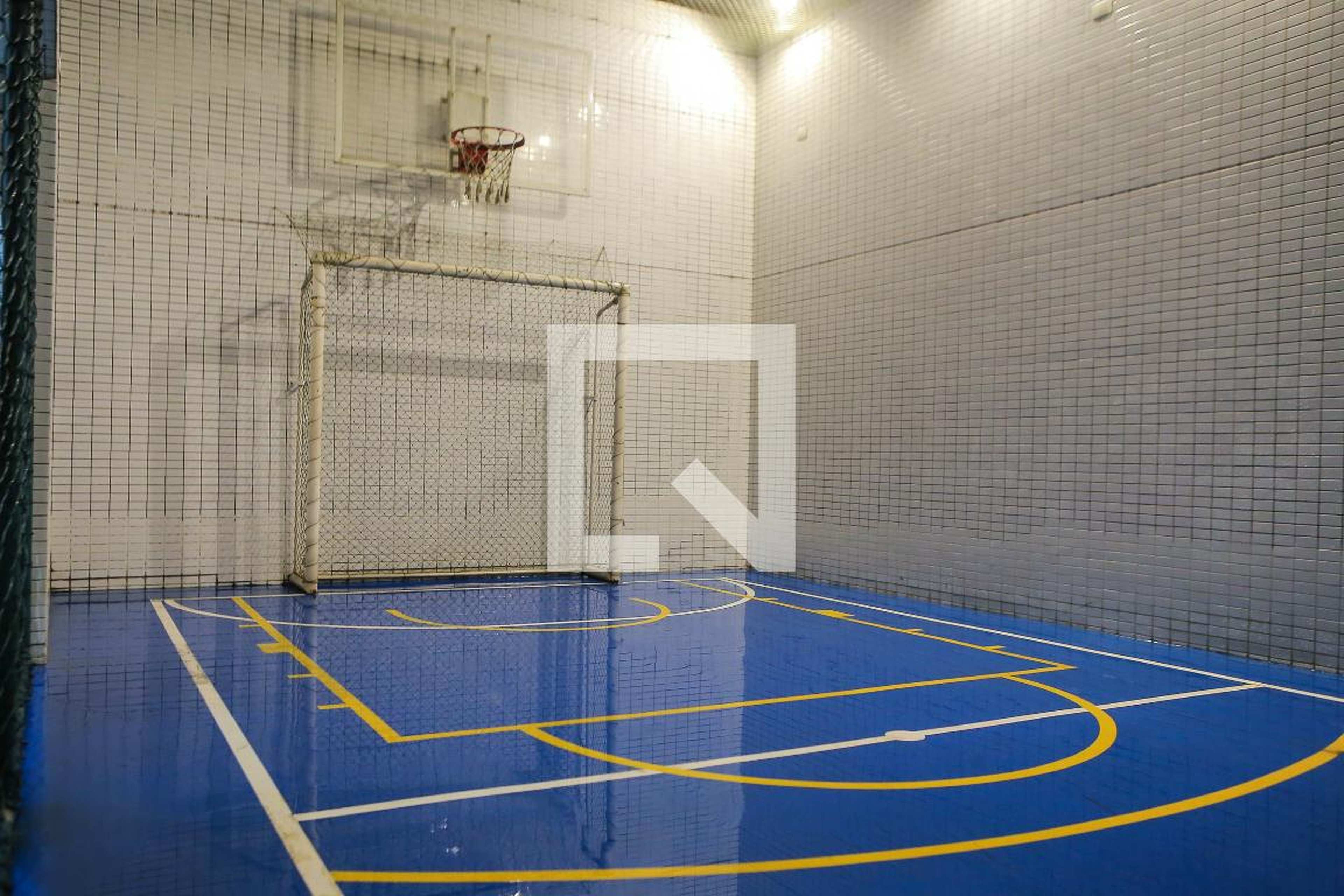 Quadra - Costa do Embare