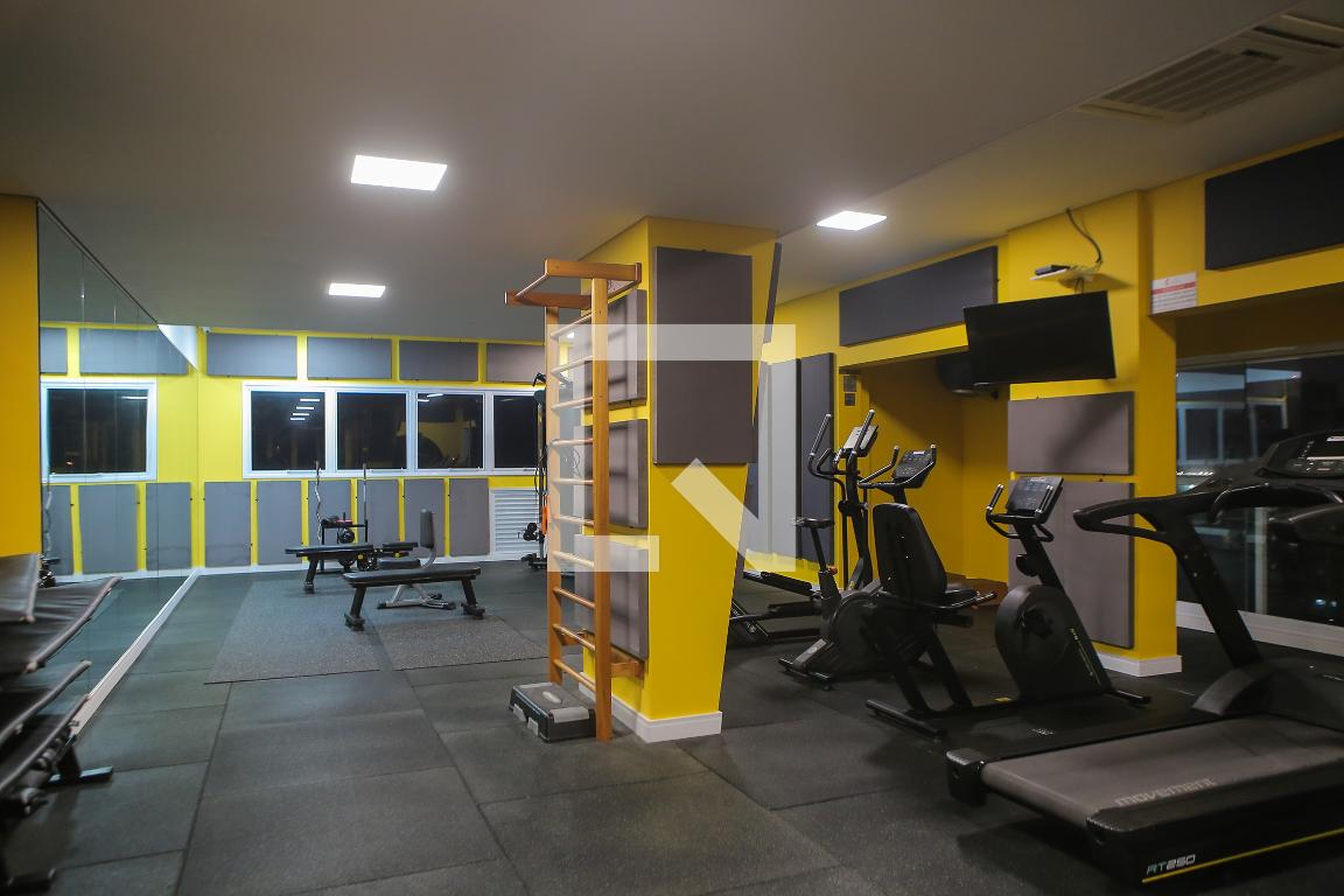 Academia - Edifício Costa Embaré