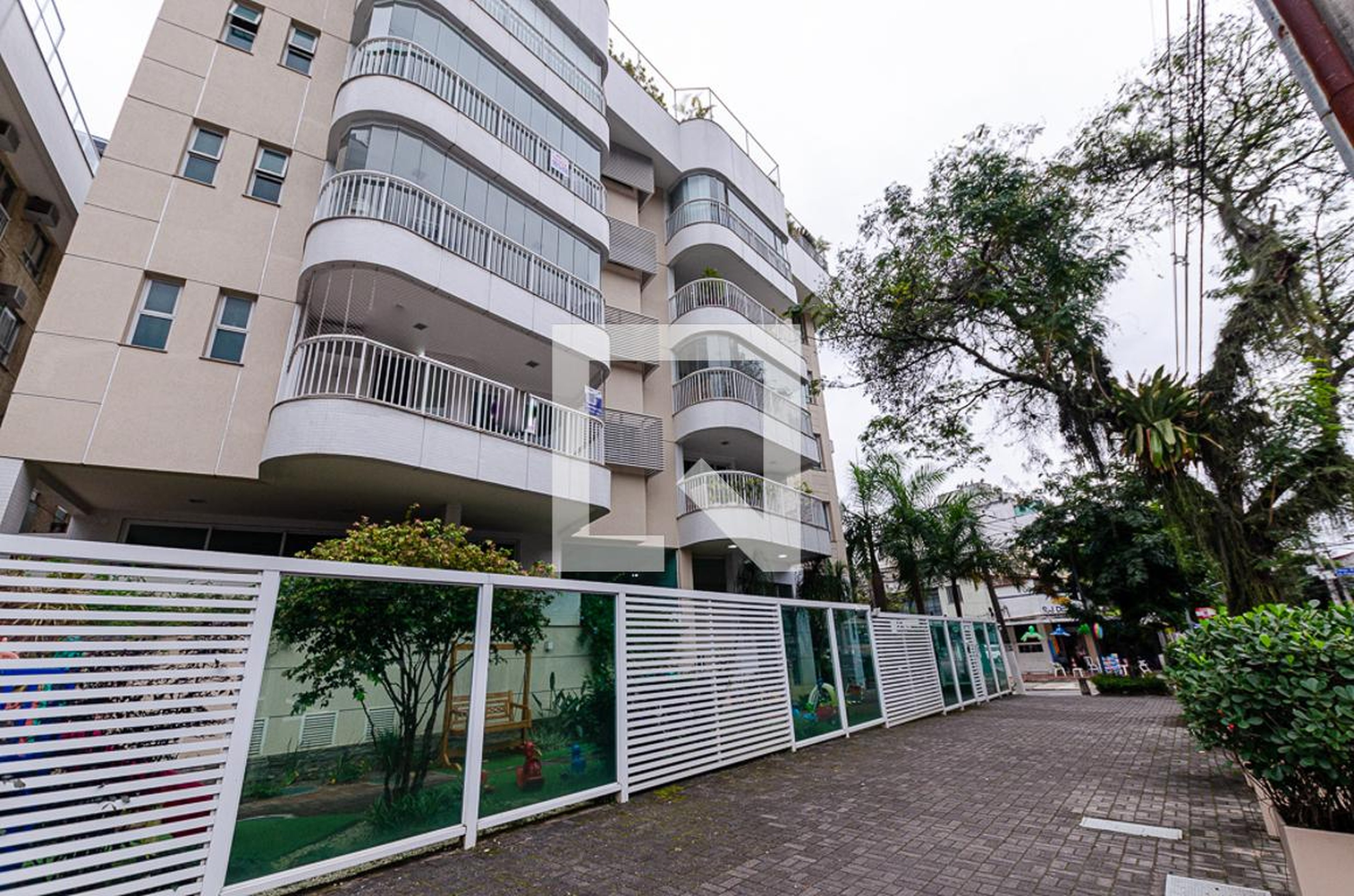 Fachada Condomínio Moment