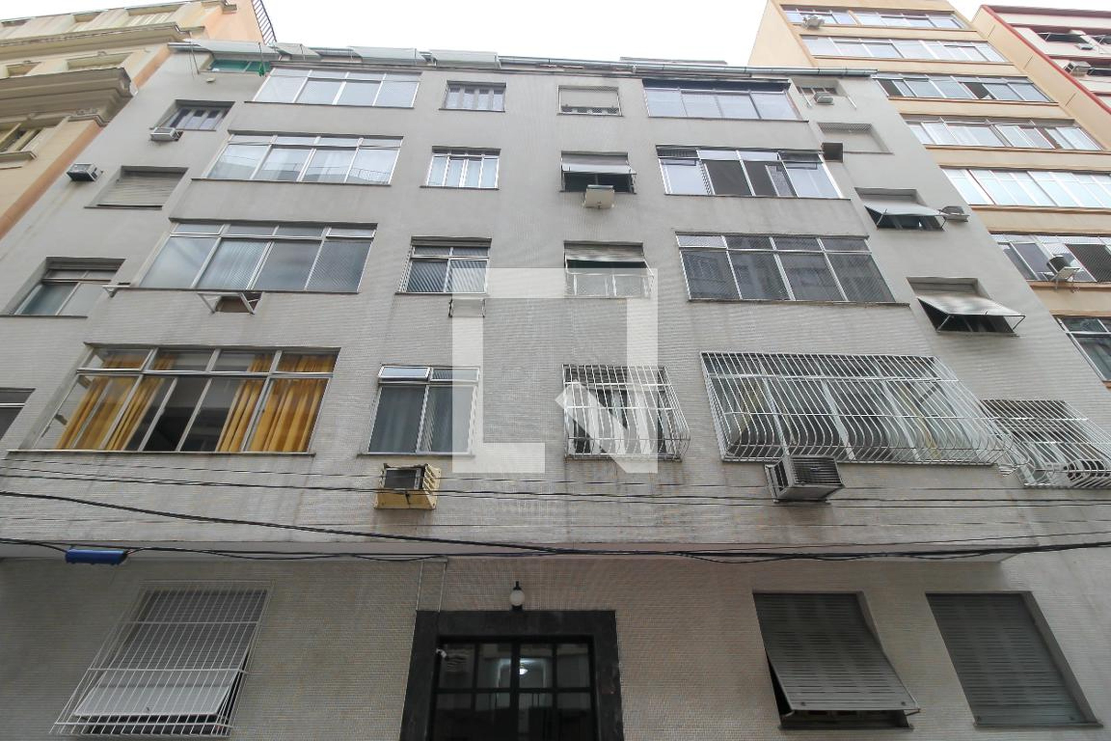 Fachada do Prédio Edifício Adel