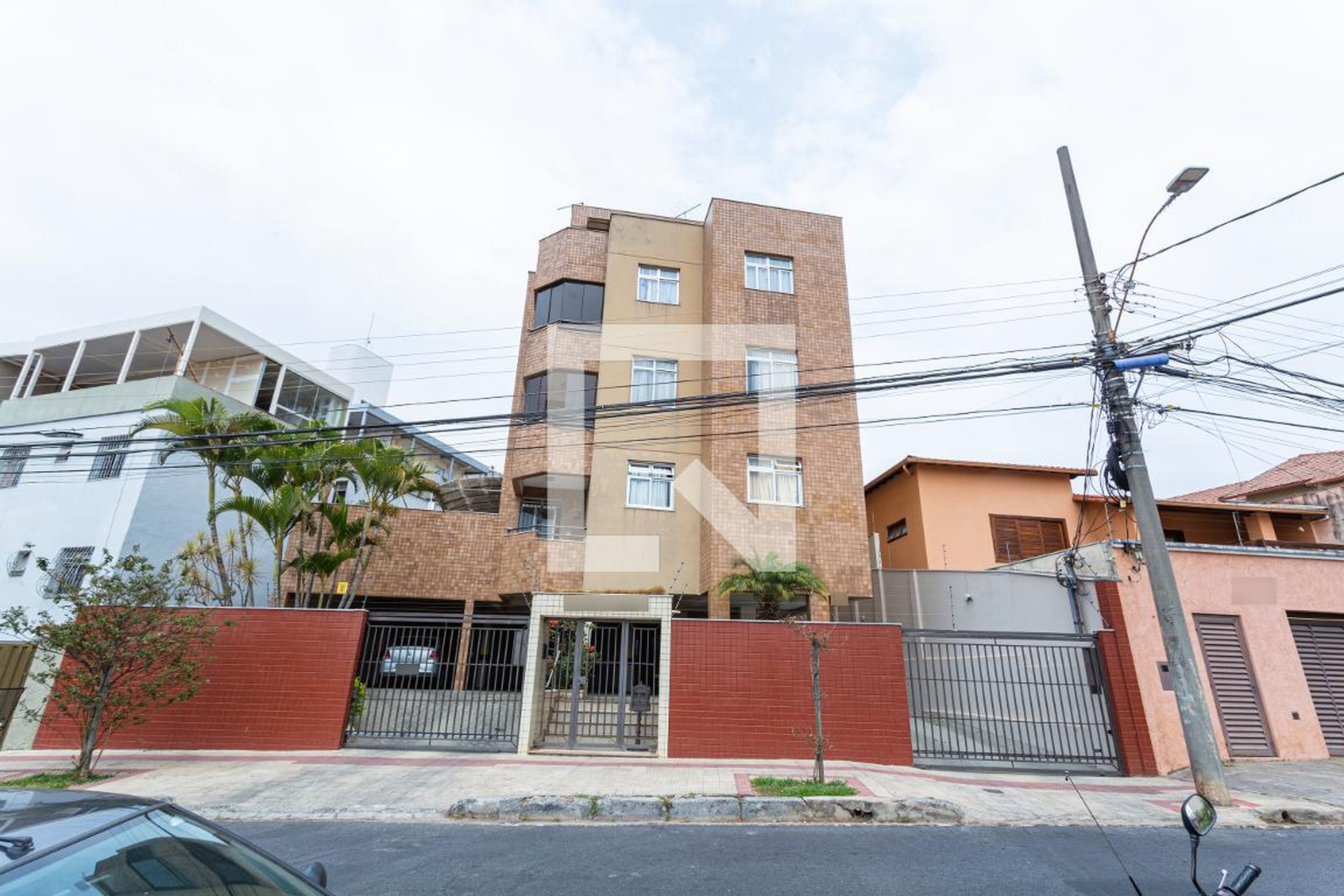 Fachada Condomínio em Rua Nicolina Pachêco, 485