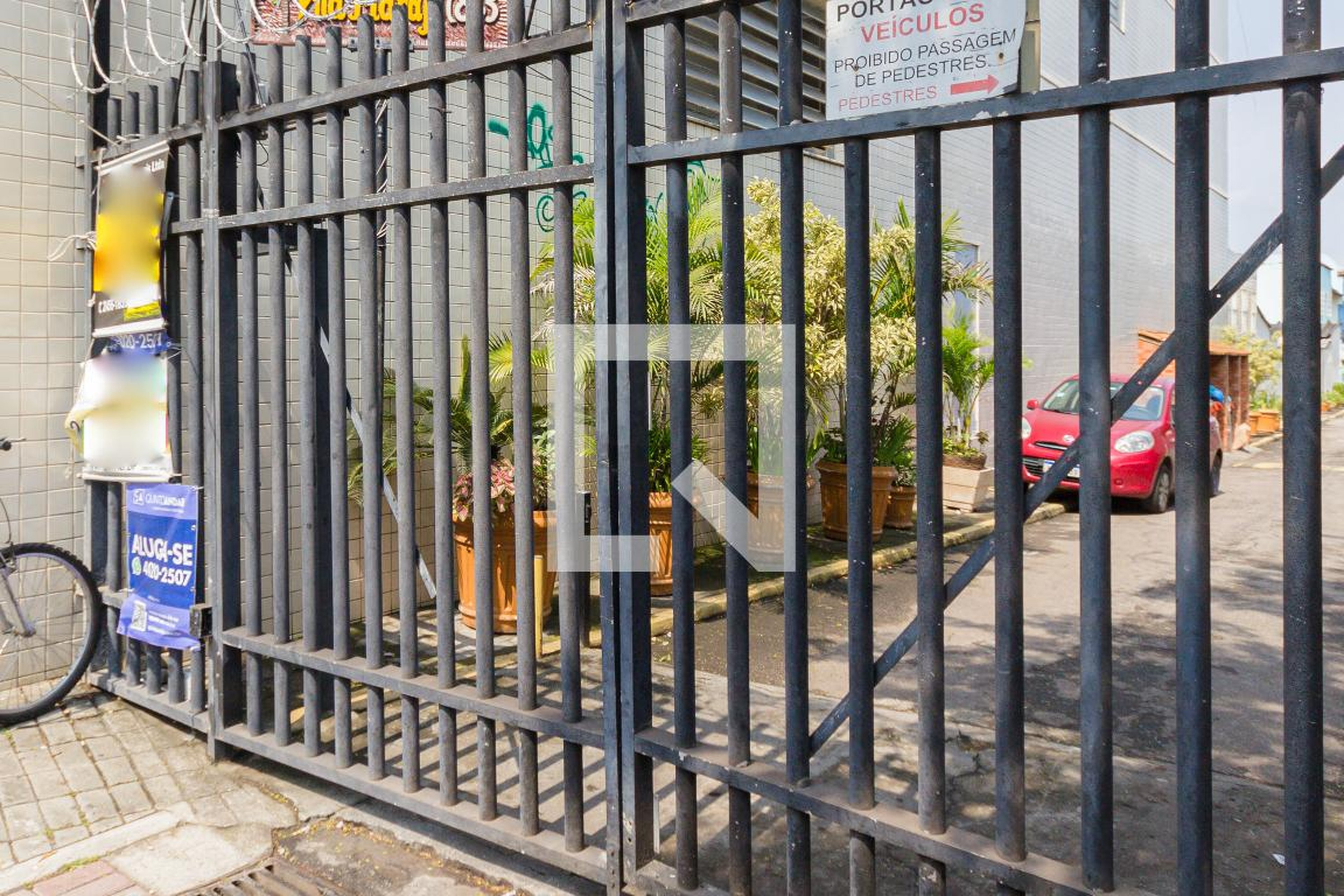 Fachada do Condomínio Condomínio Vila Marajó