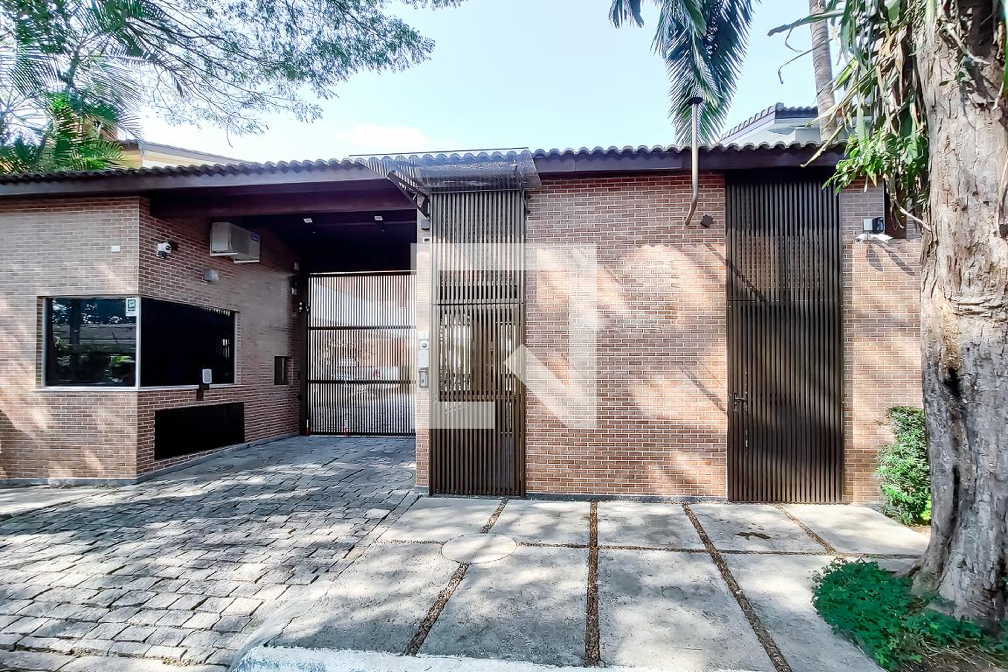 Fachada Condomínio Parque das Árvores