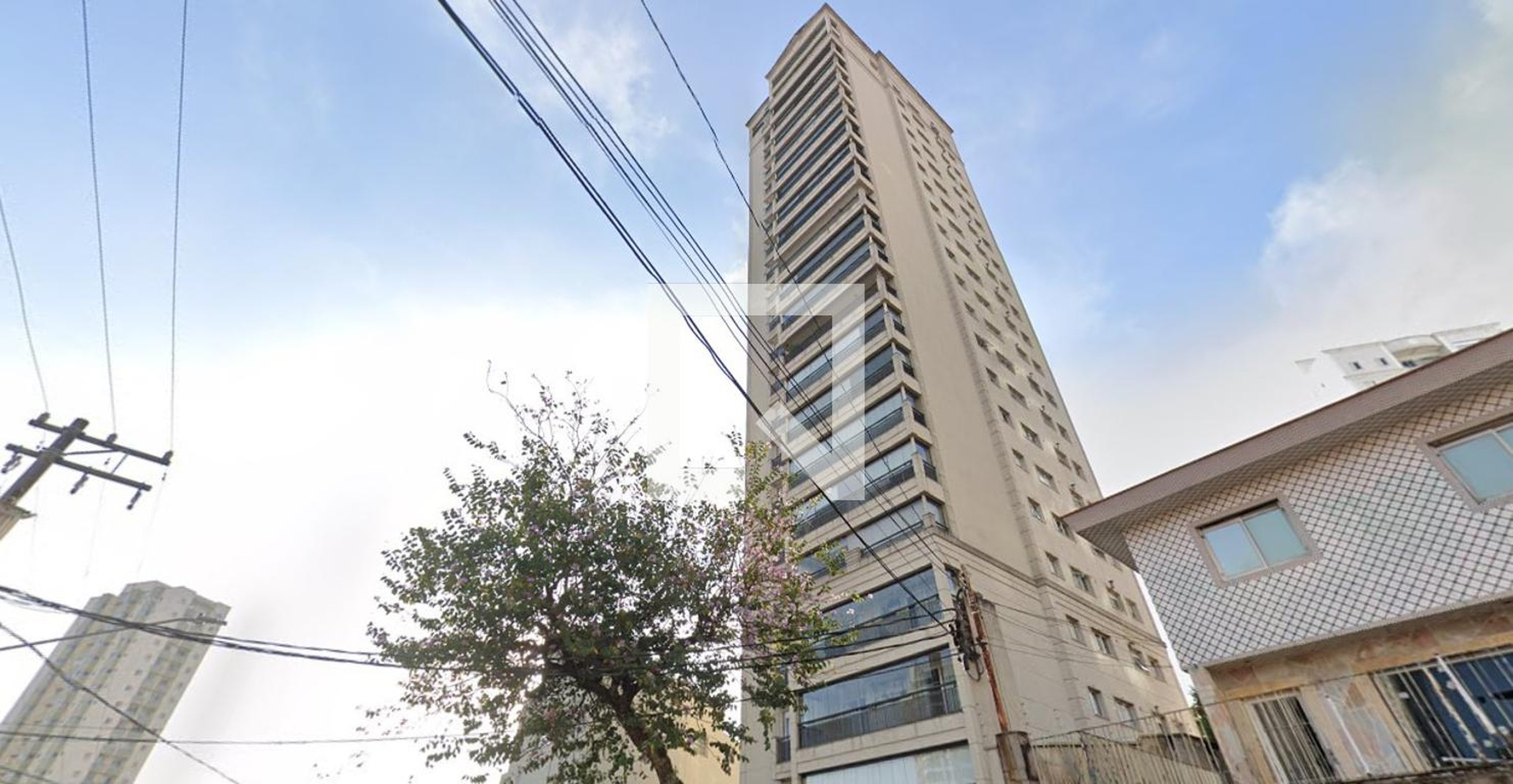 Fachada do Condomínio Condomínio Orion