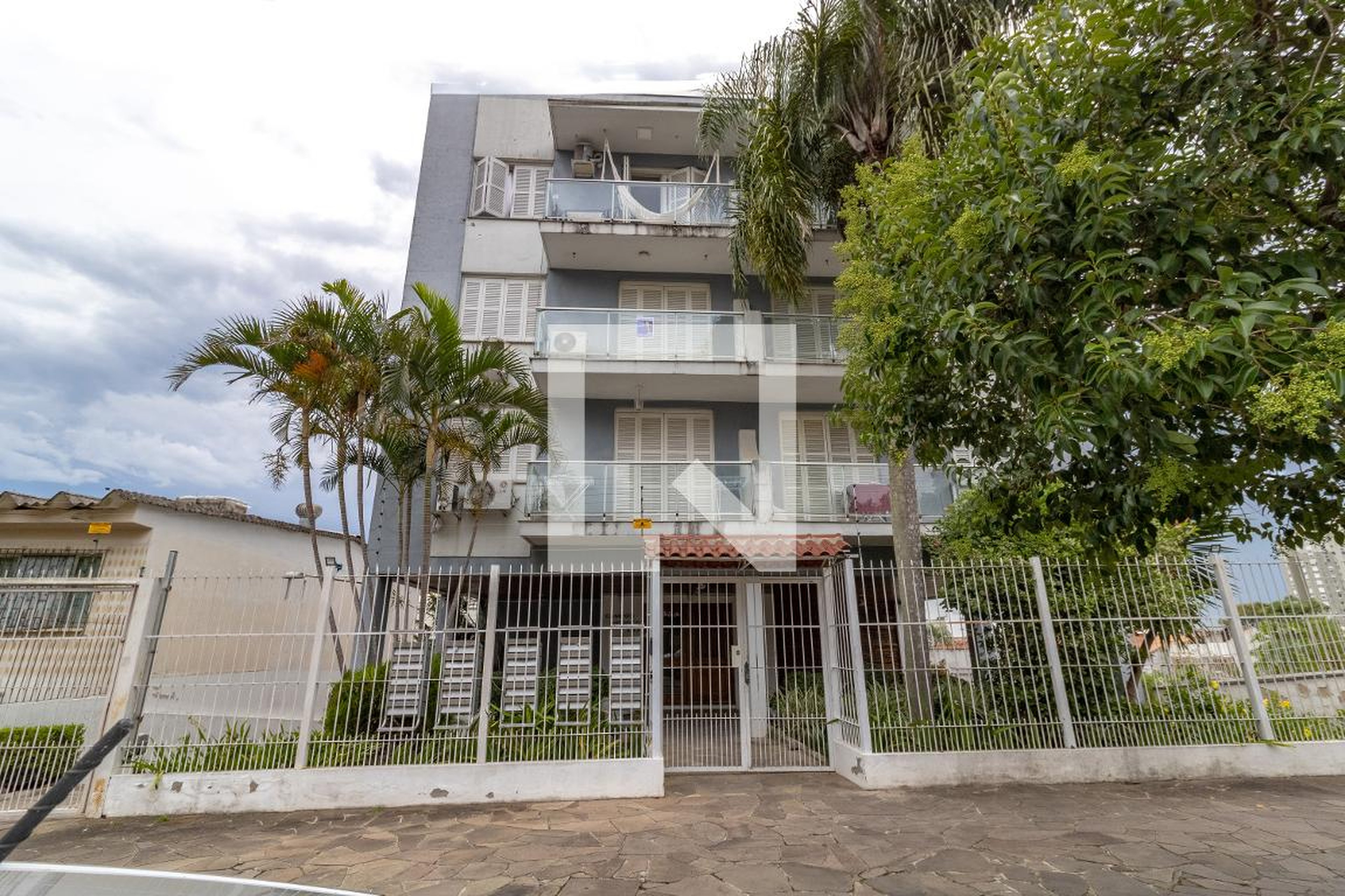 Fachada Condomínio em Rua José Gomes, 364