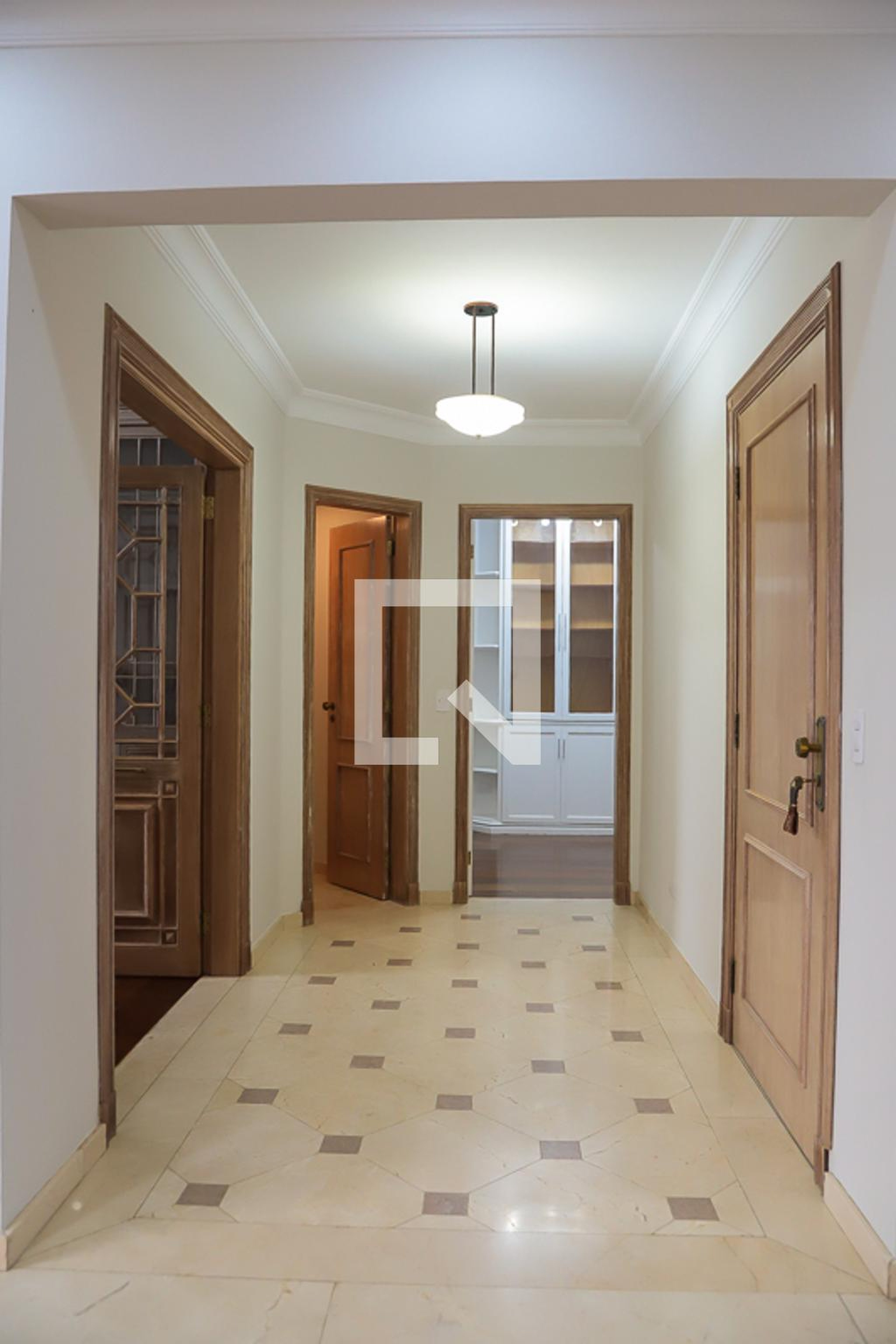 Hall de Entrada - Porto de Marselha