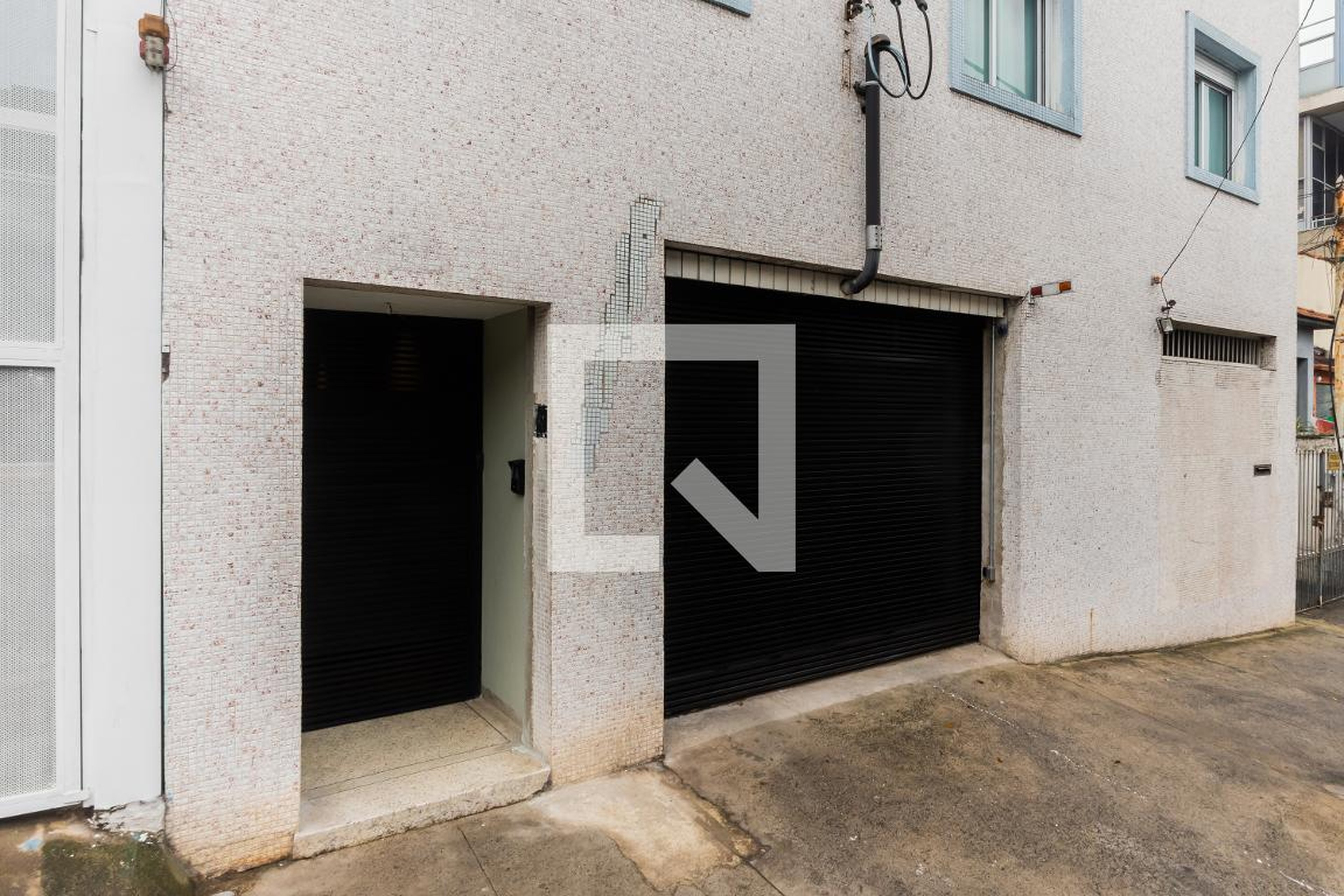 Fachada do Condomínio Condomínio Ellen