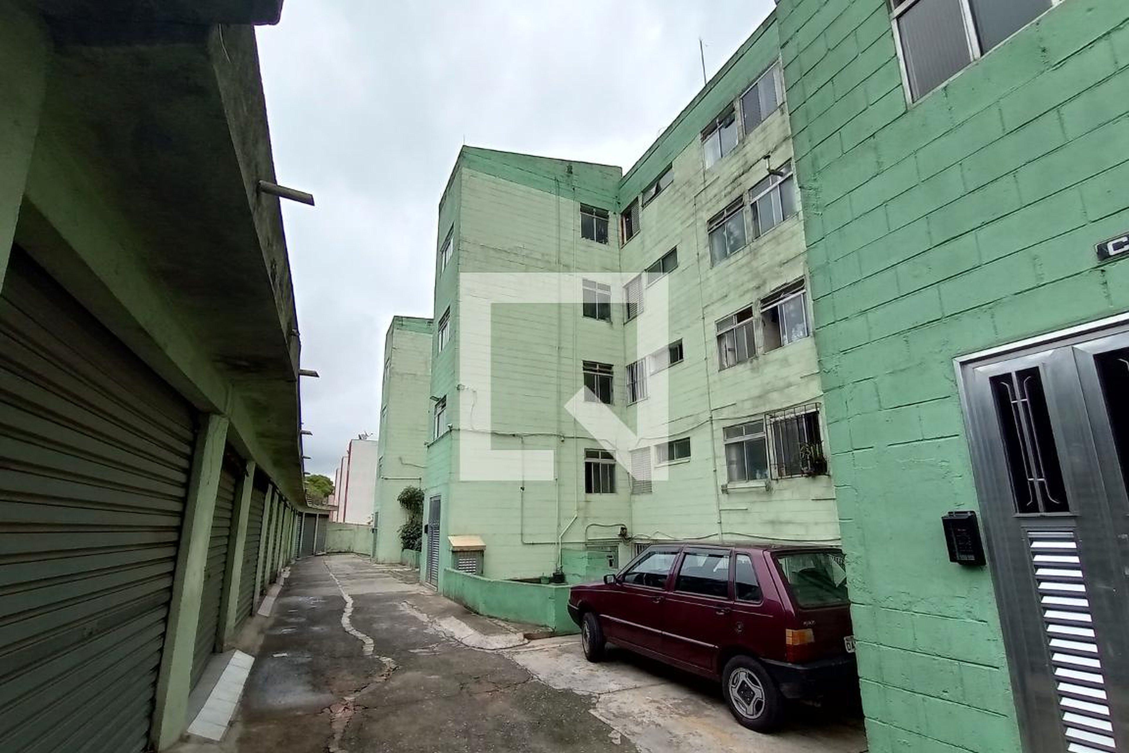 Fachada do Condomínio Condomínio em Rua Domênico Melli, 404