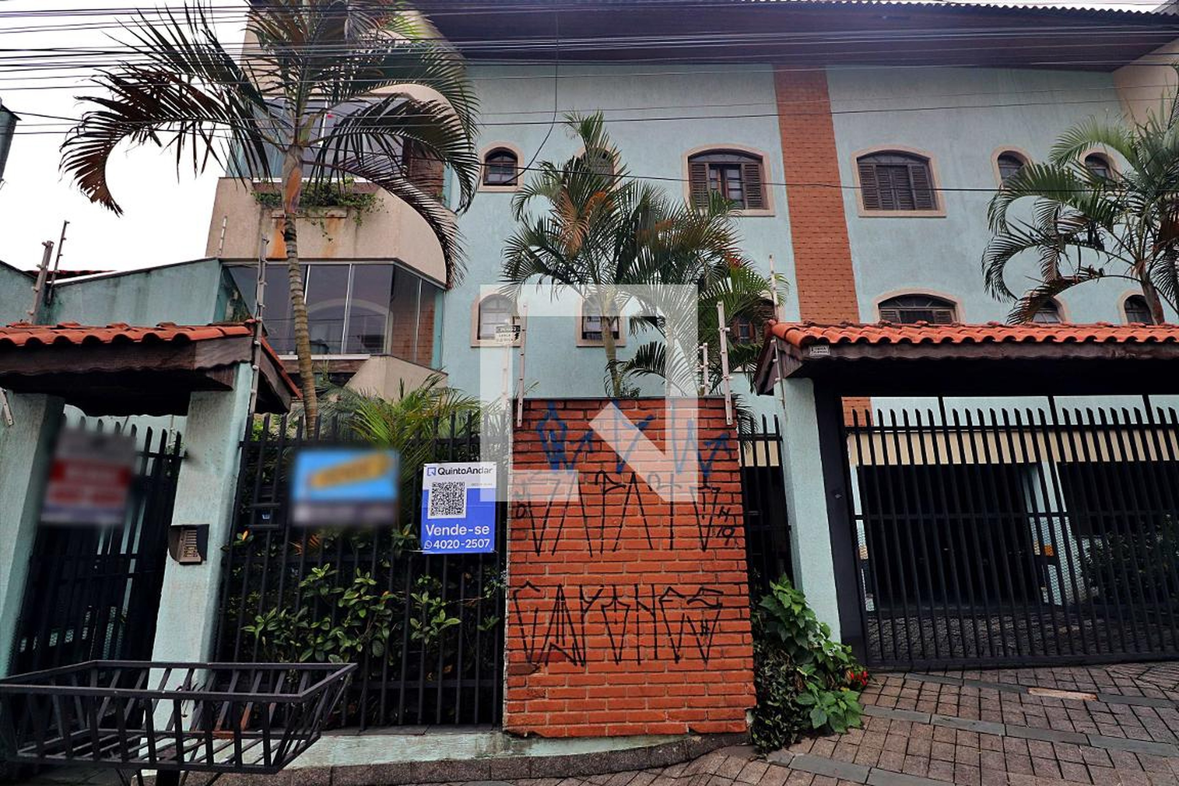 Fachada Condomínio em Rua Ana Neri, 207