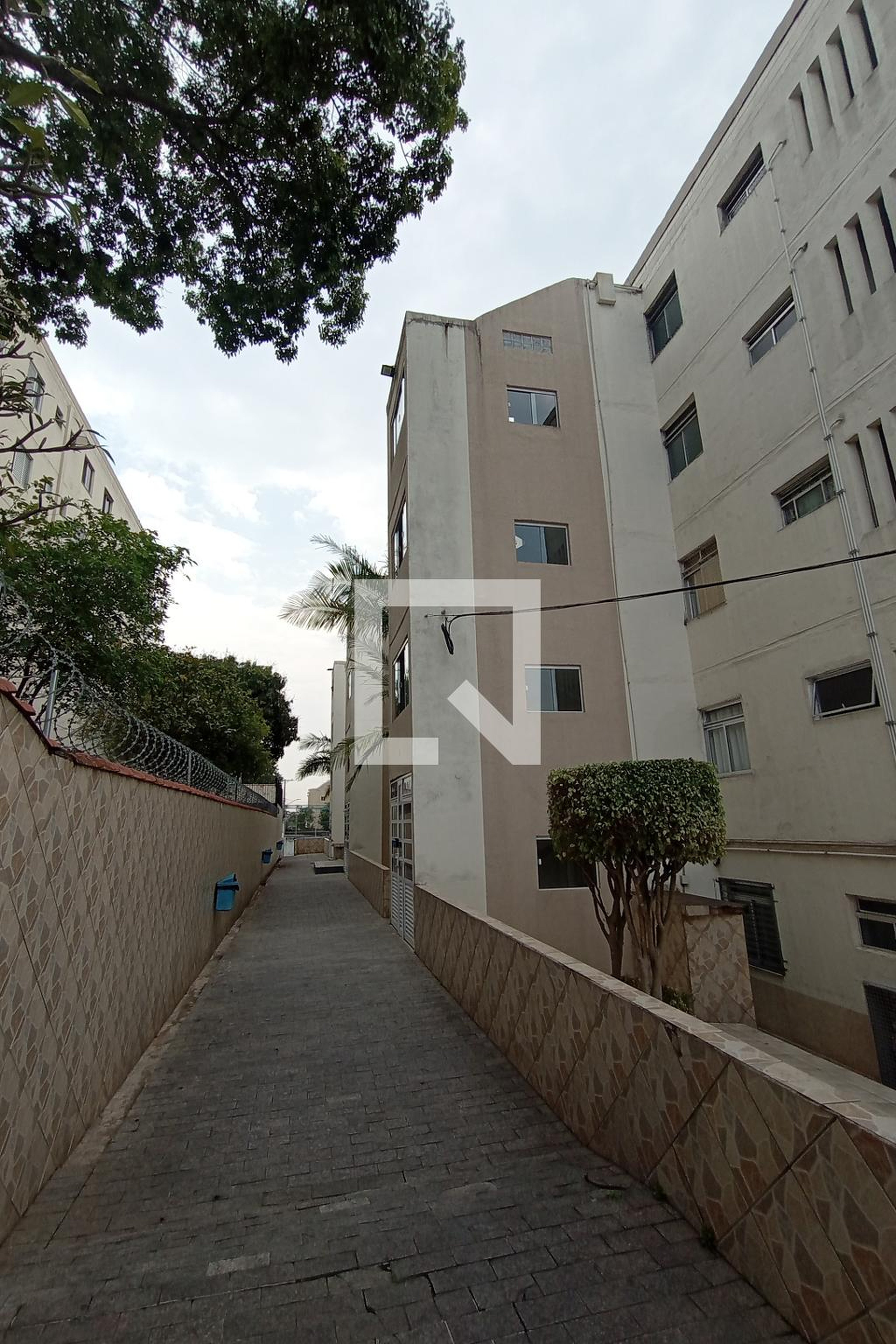 Fachada do Condomínio Condomínio em Rua Padre Gabriel de Campos, 163