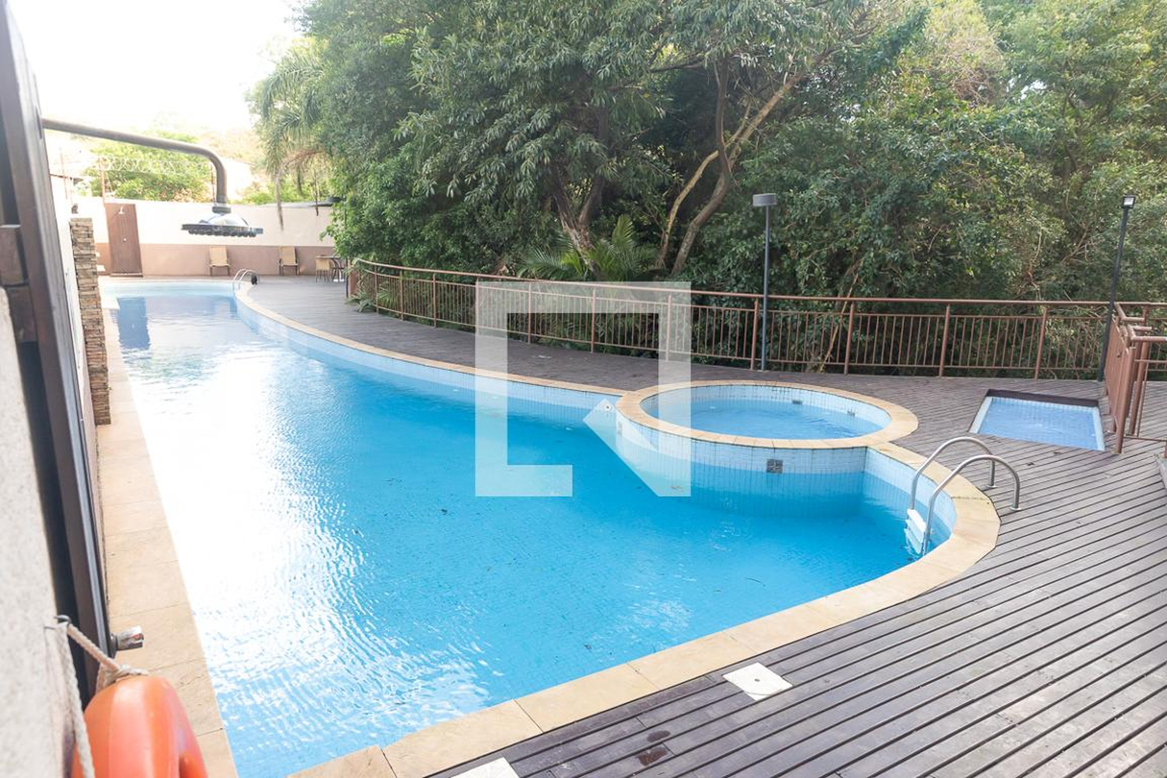 Piscina - Canto dos Pássaros