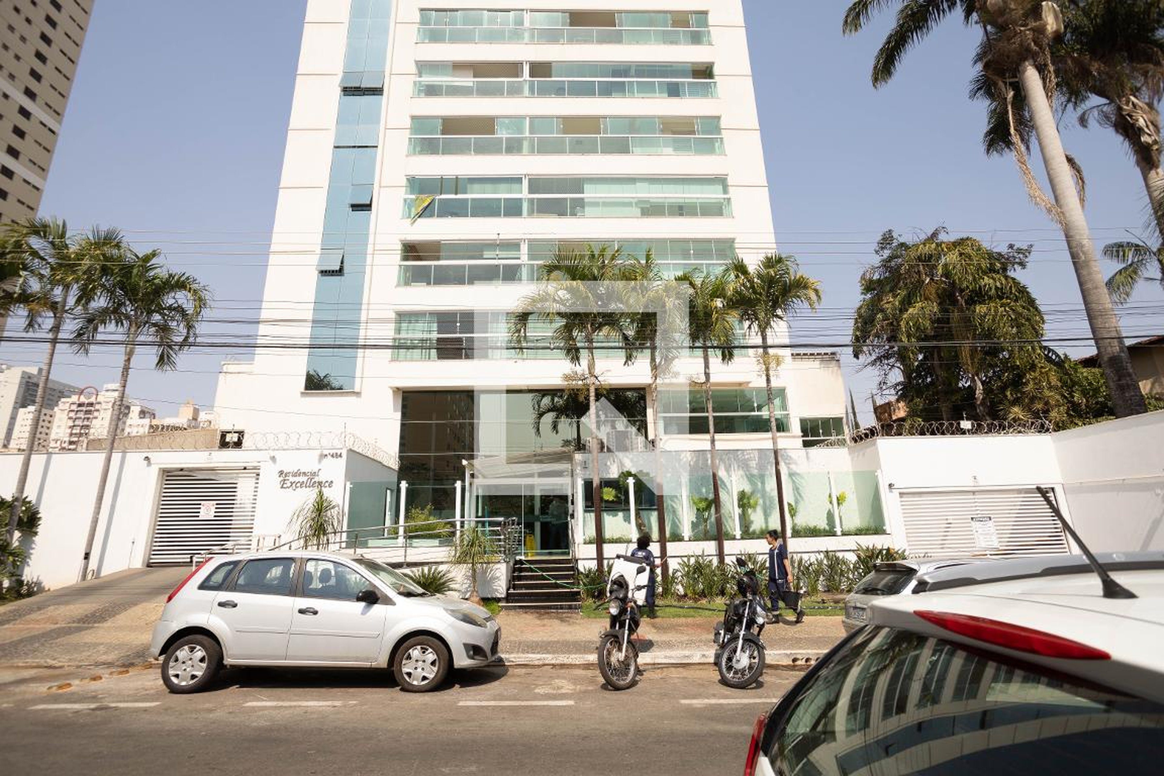 Fachada do Condomínio Condomínio Excellence