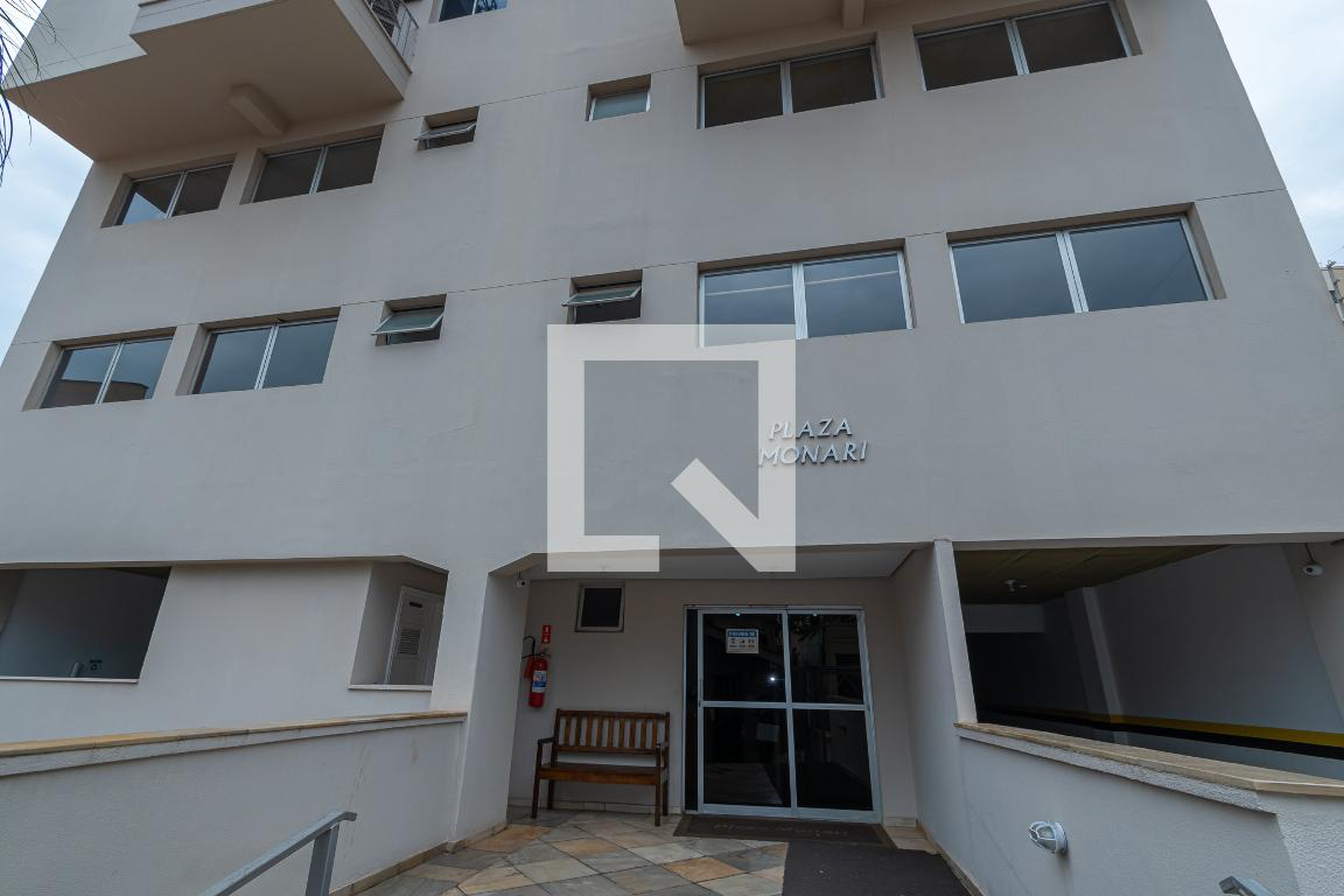 Fachada do Prédio Condomínio em Rua José de Alencar, 122