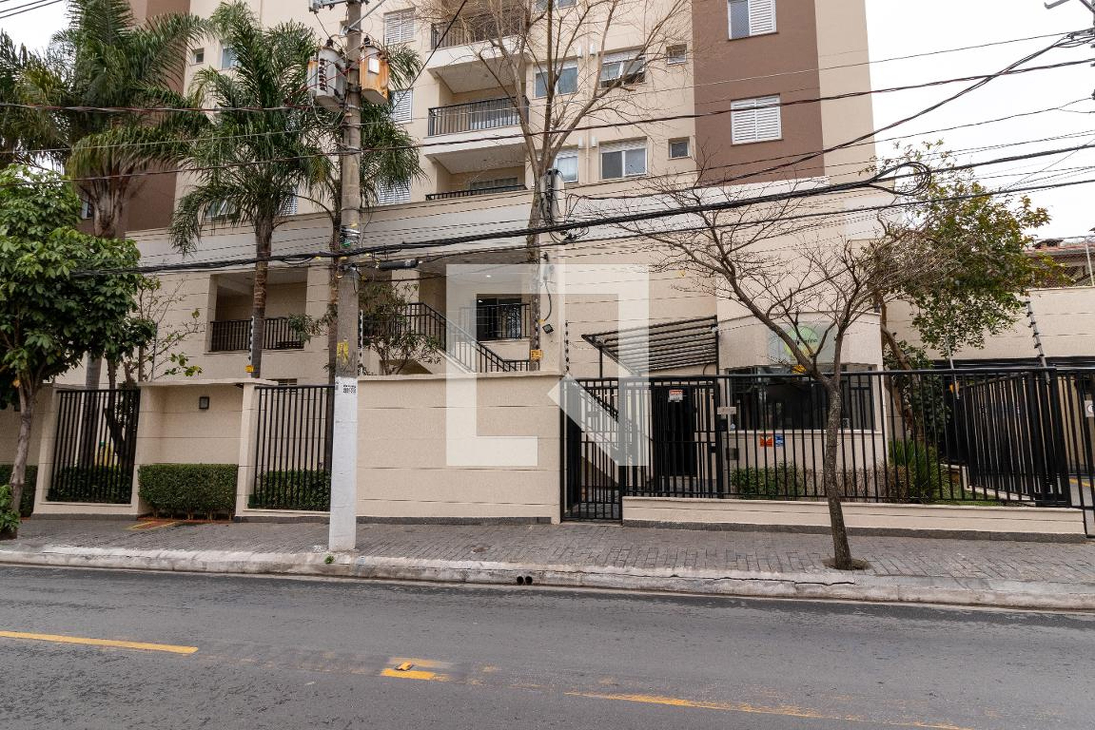 Fachada do Condomínio Condomínio Ultramarino Horto Florestal