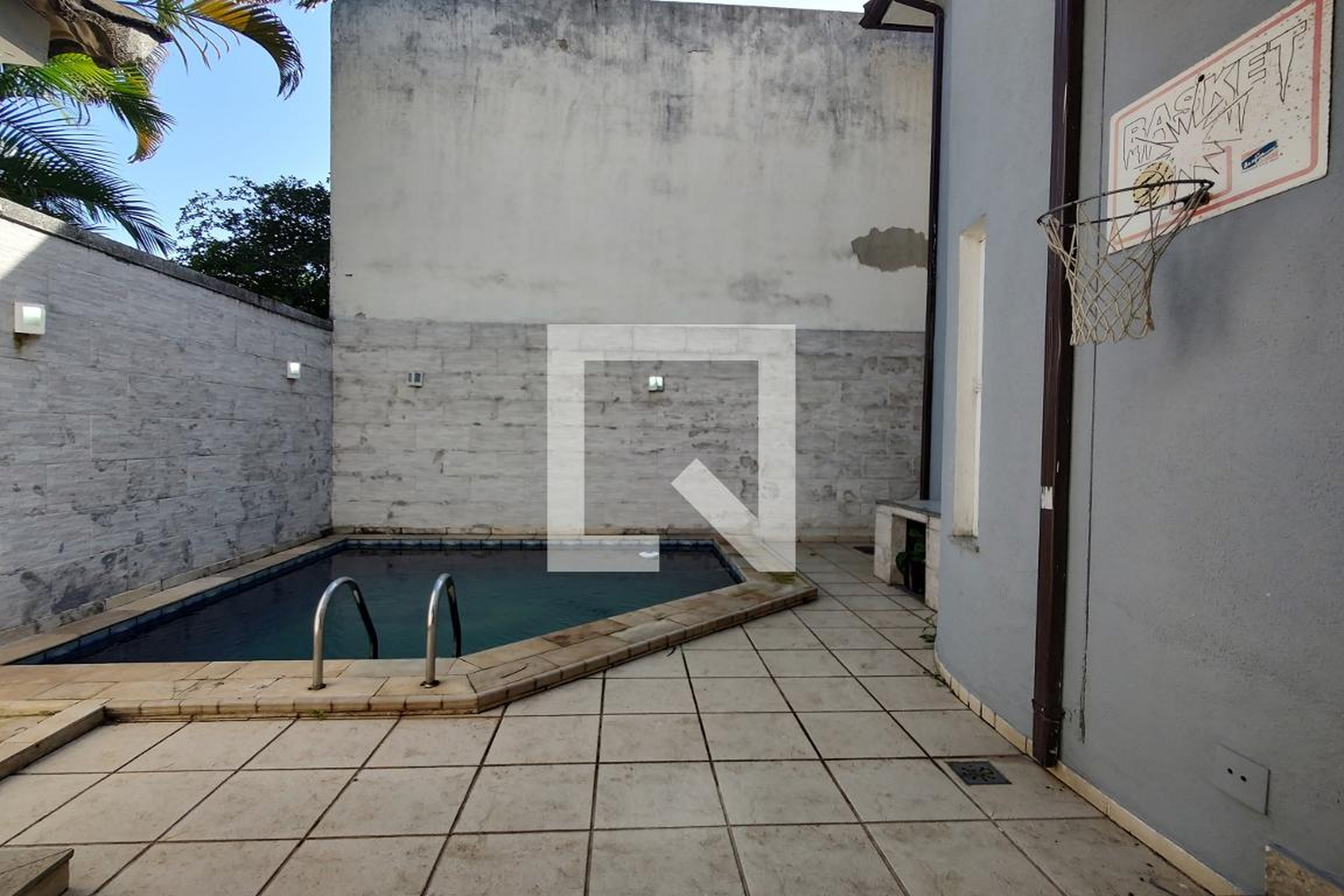 Piscina - Bosque dos Esquilos