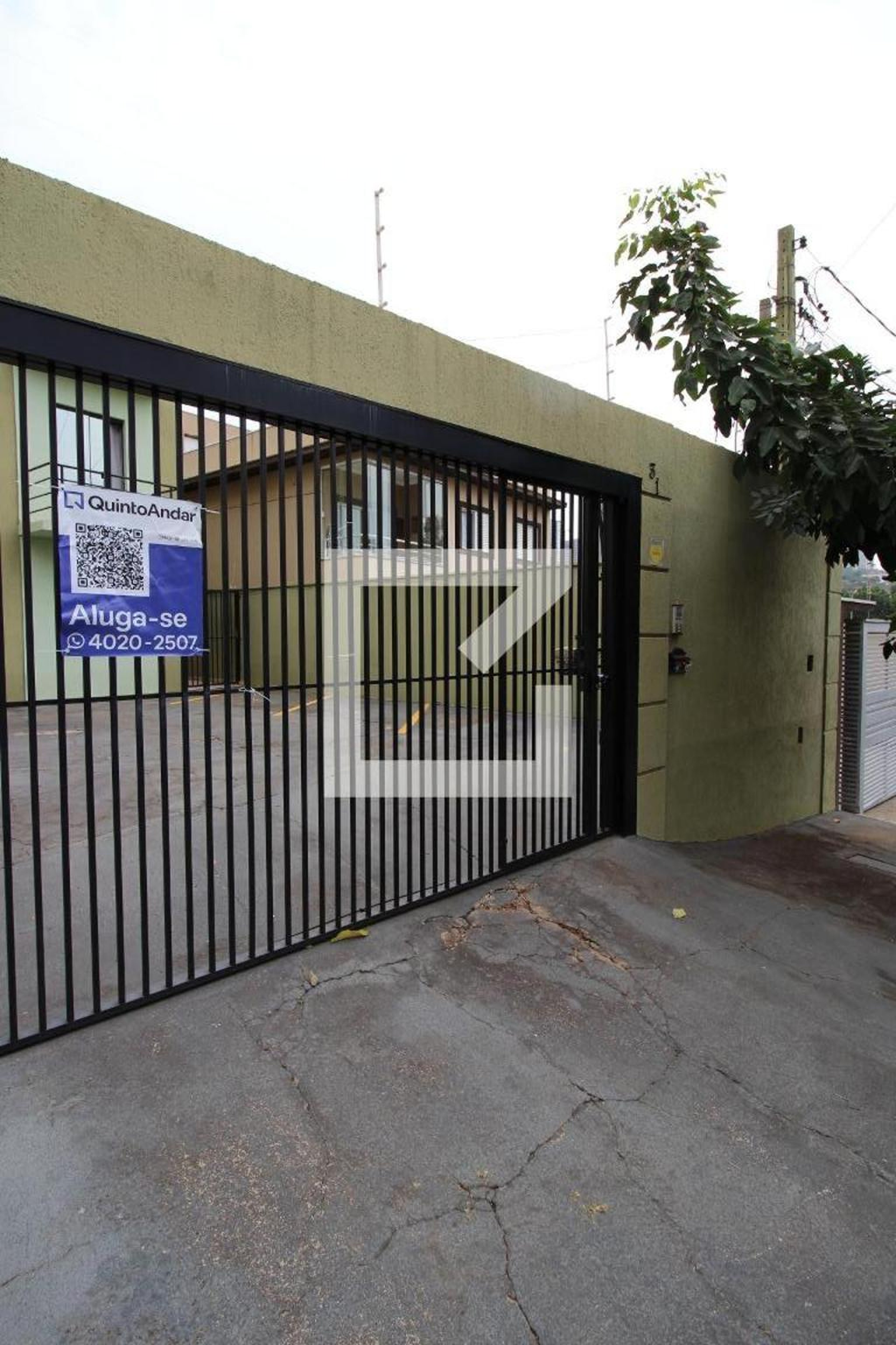 Fachada Condomínio em Rua Luciana Mara Ignacio, 31