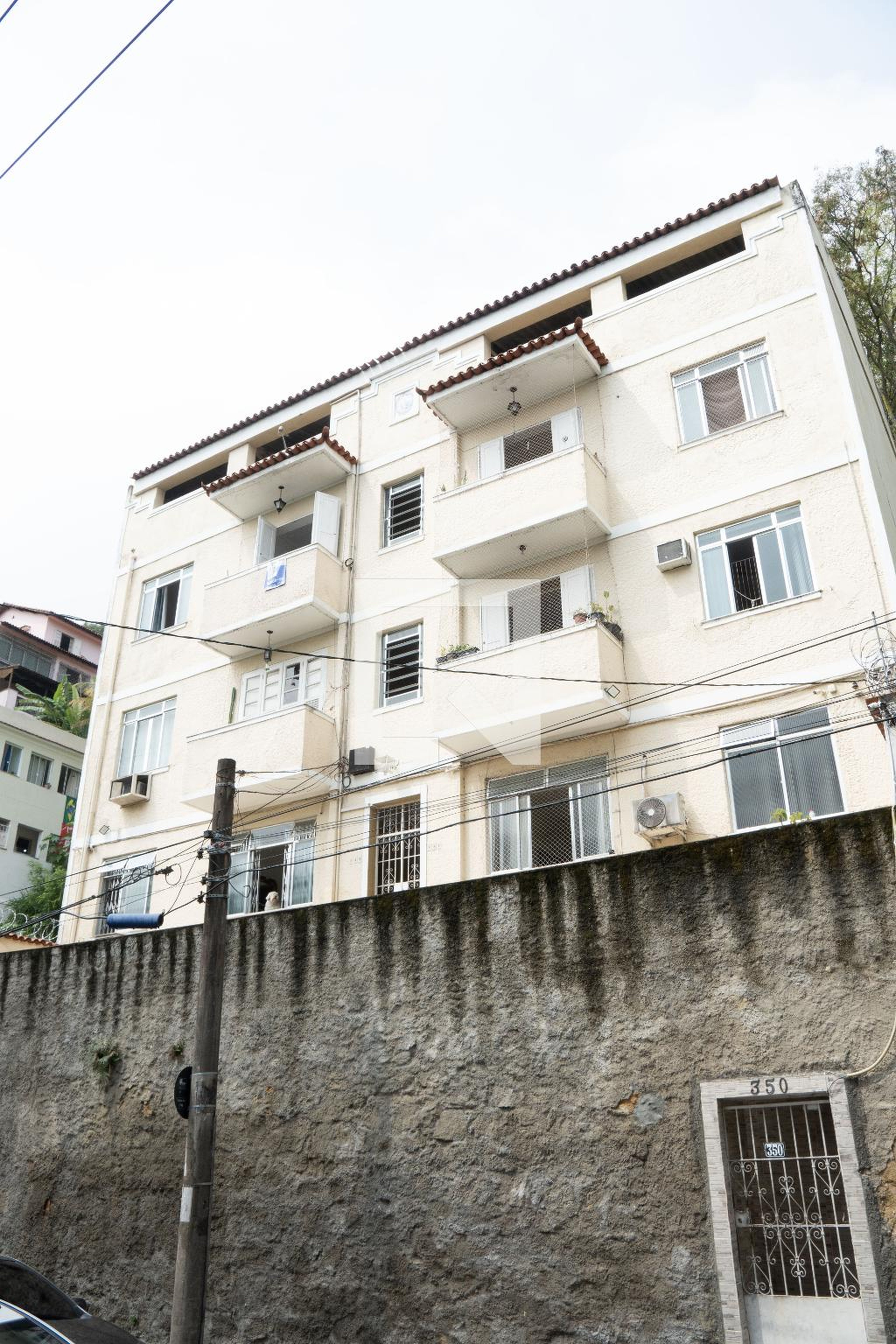 Fachada do Prédio Condomínio em Rua Cardeal Dom Sebastião Leme, 350