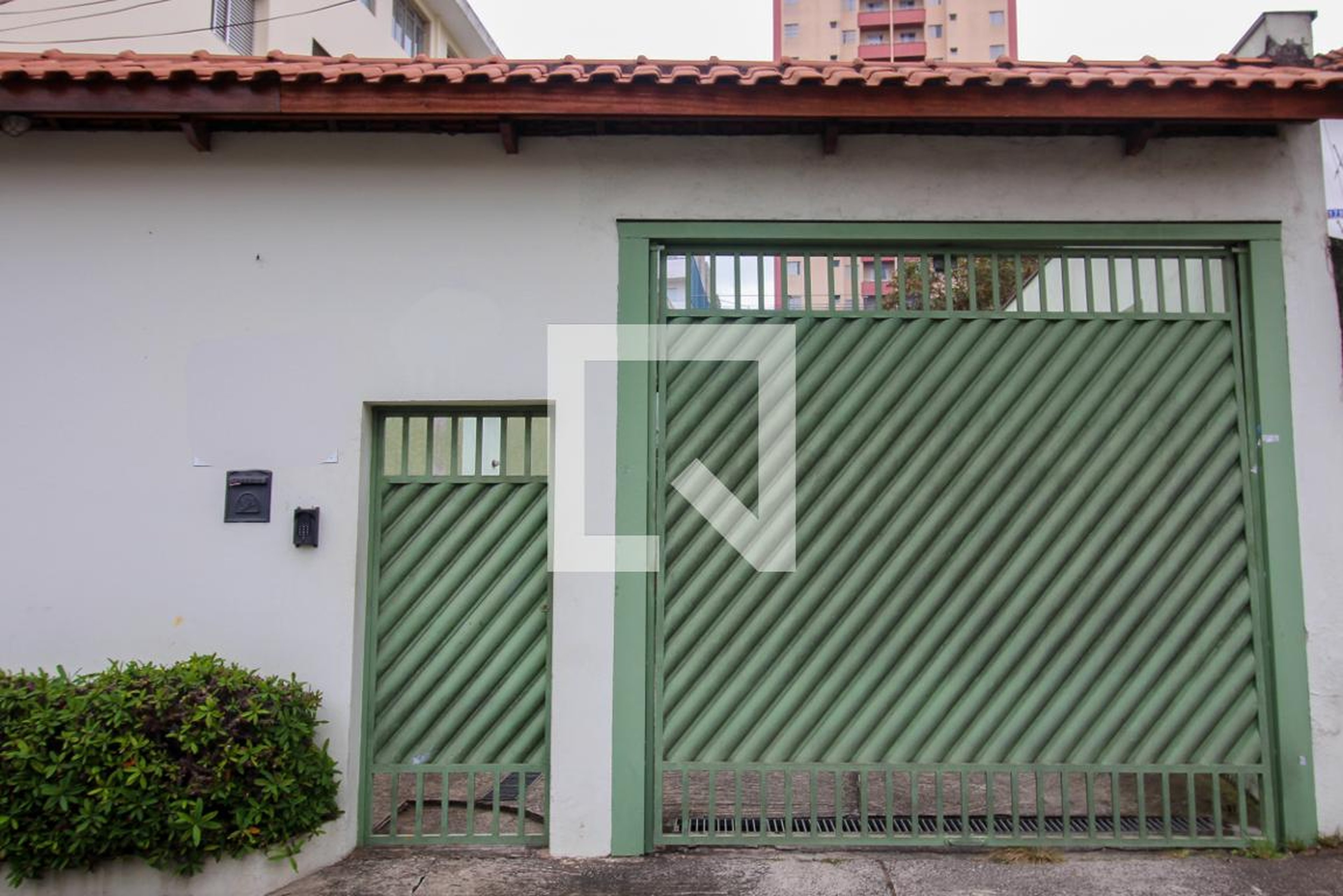 Fachada Condomínio em Rua Amaro Bezerra Cavalcanti, 173