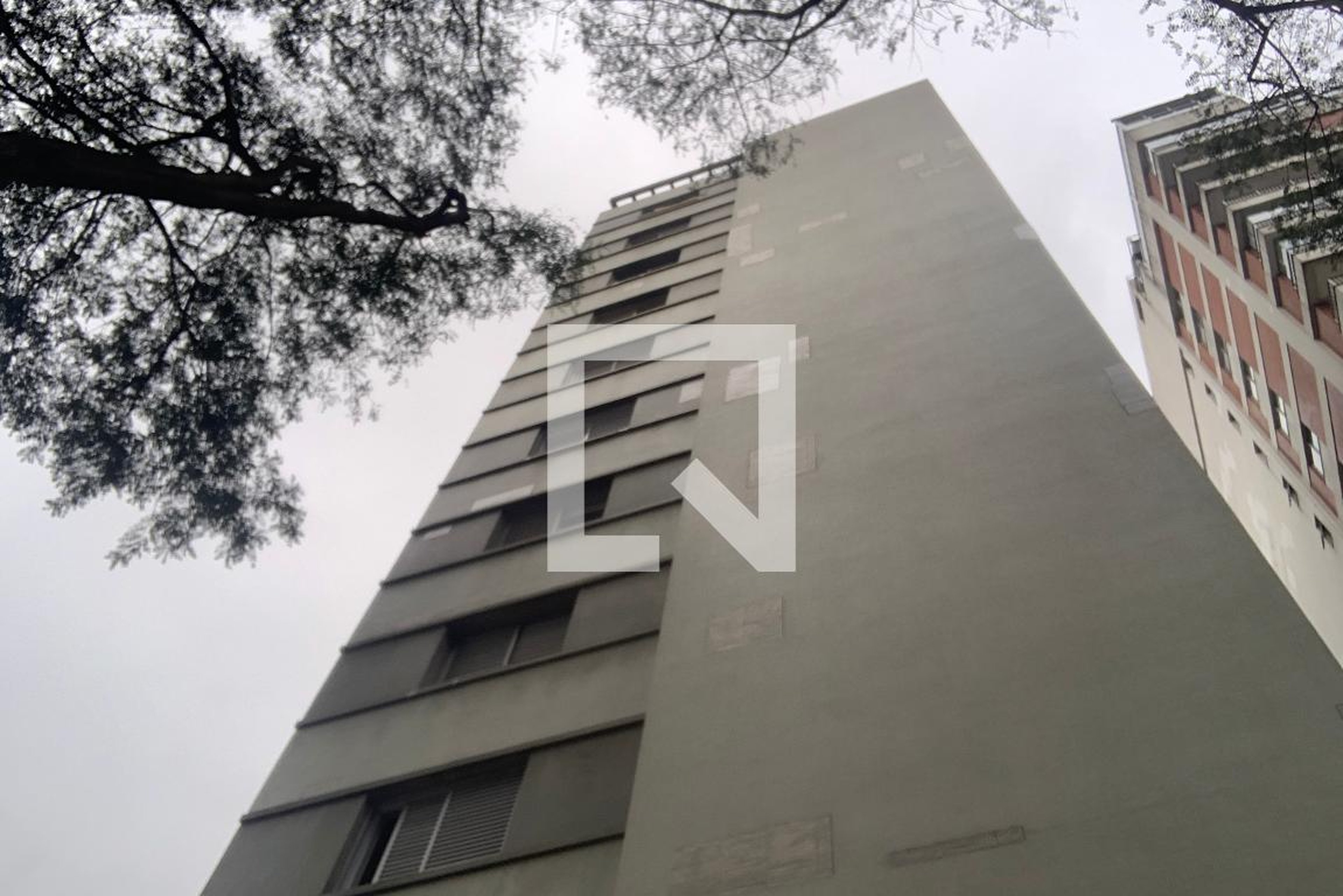 Fachada do Prédio Condomínio Suzana