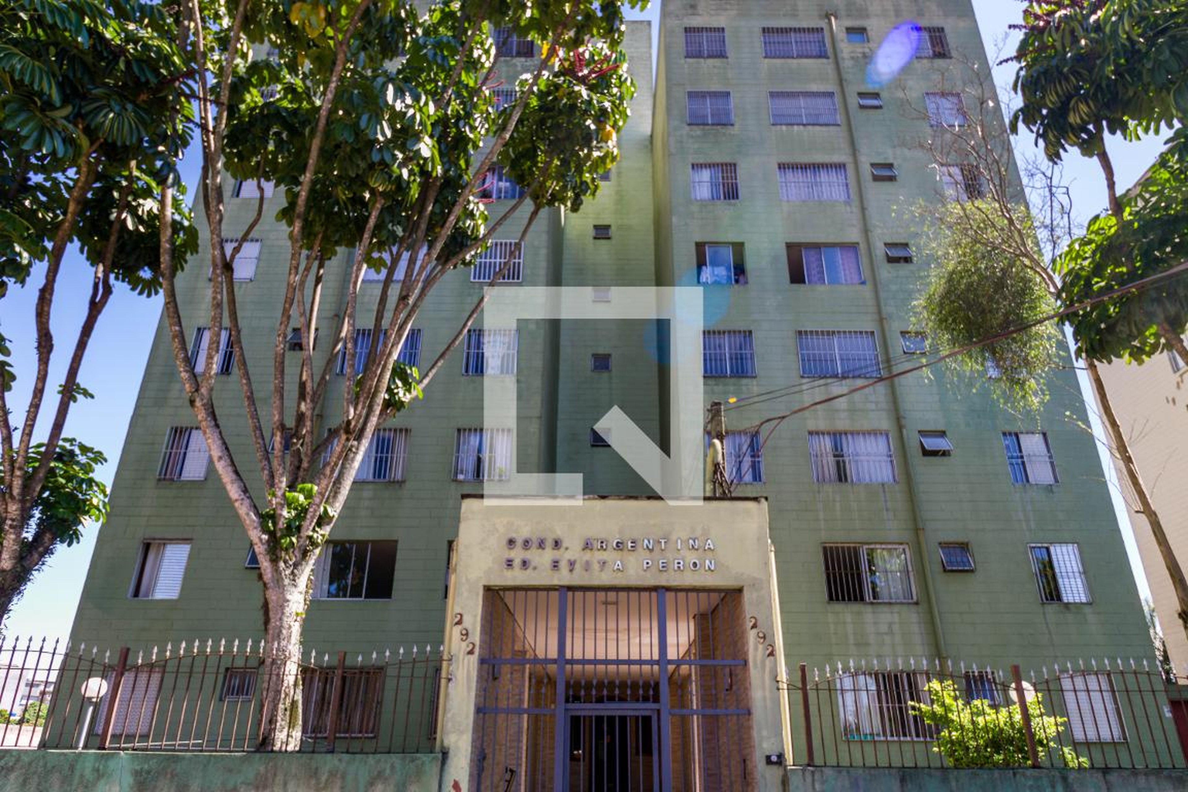 Fachada Condomínio Evita Peron