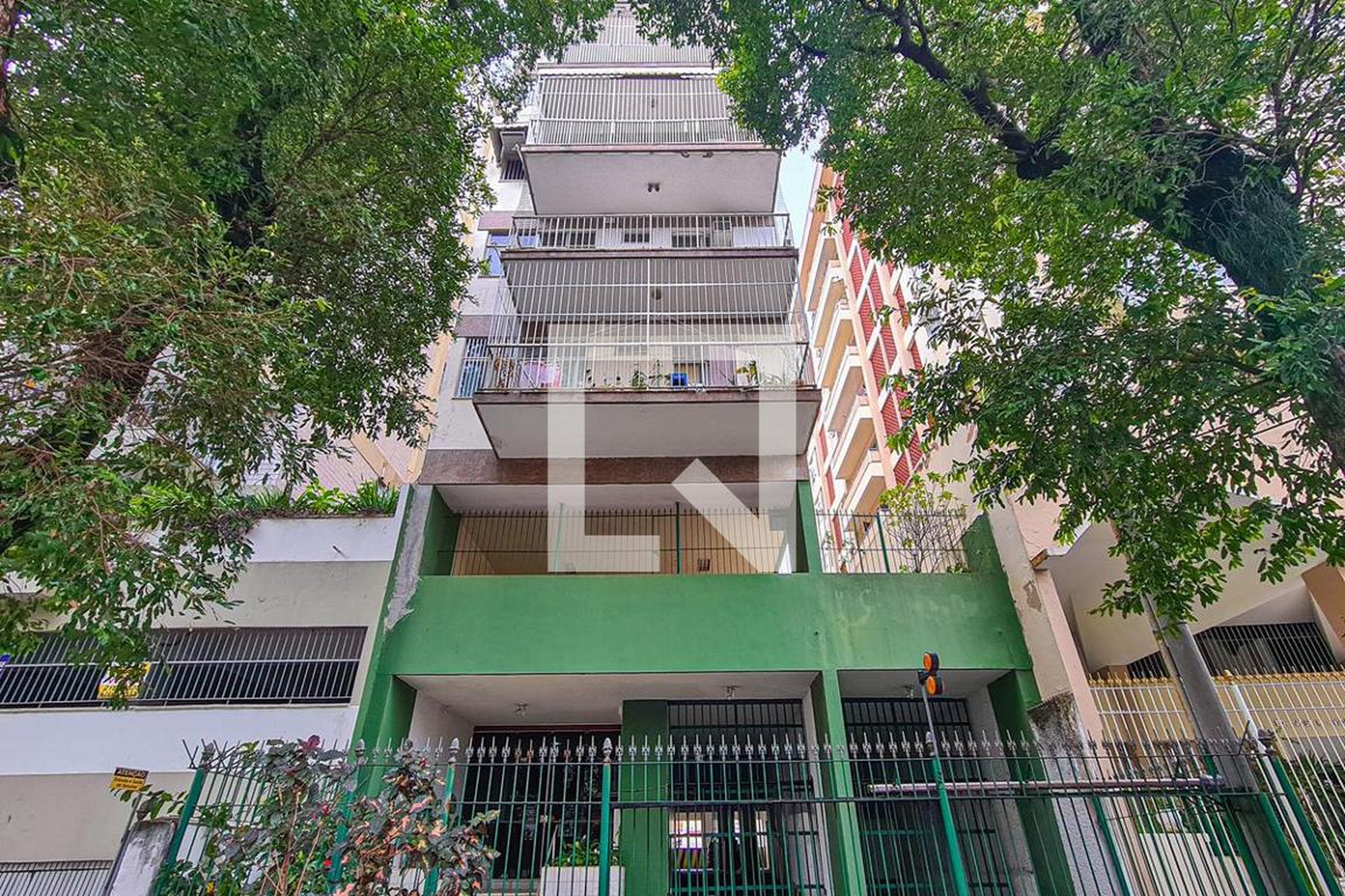 Fachada Condomínio em Rua Joaquim Meier, 121