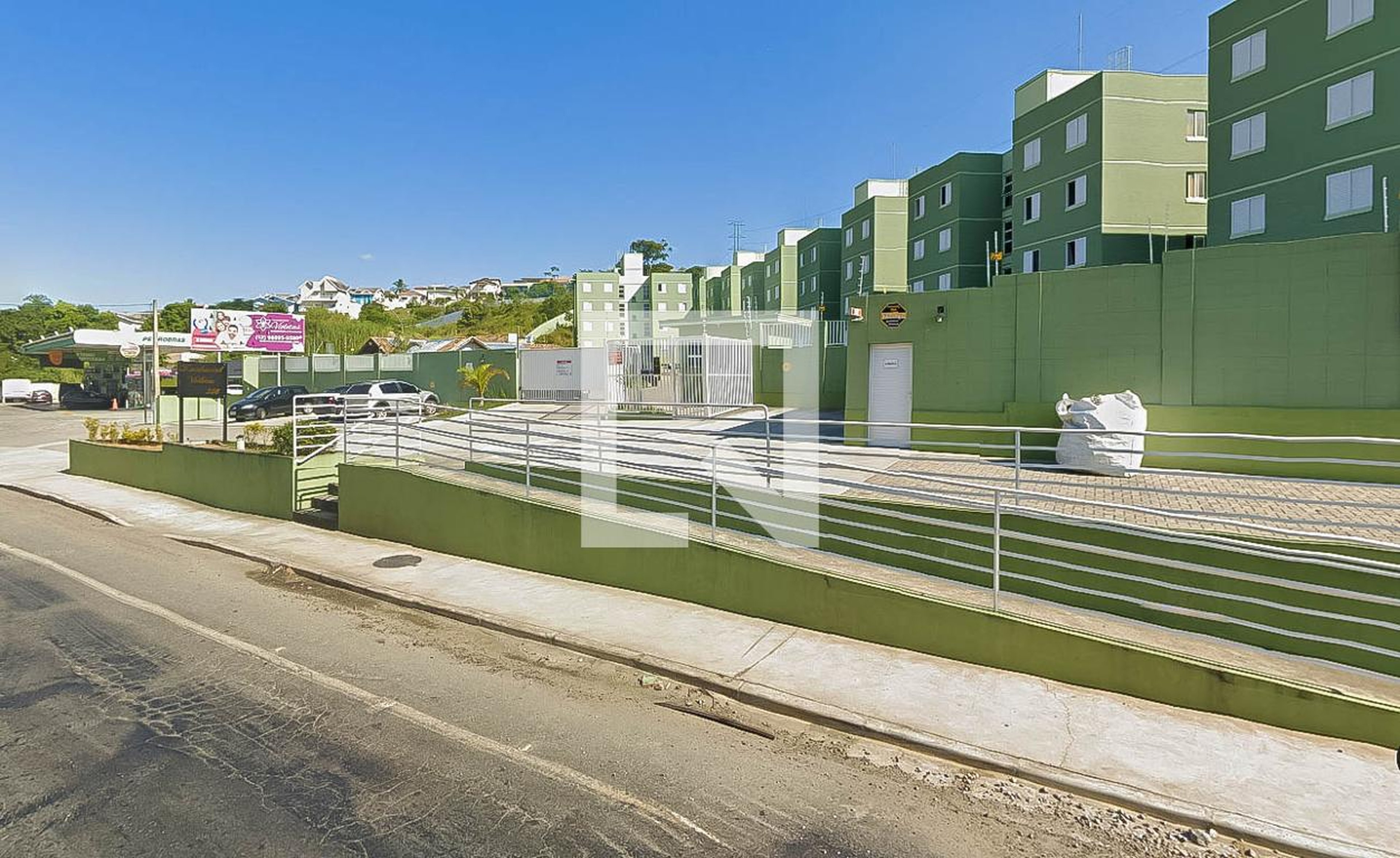 Fachada do Condomínio Residencial Violetas