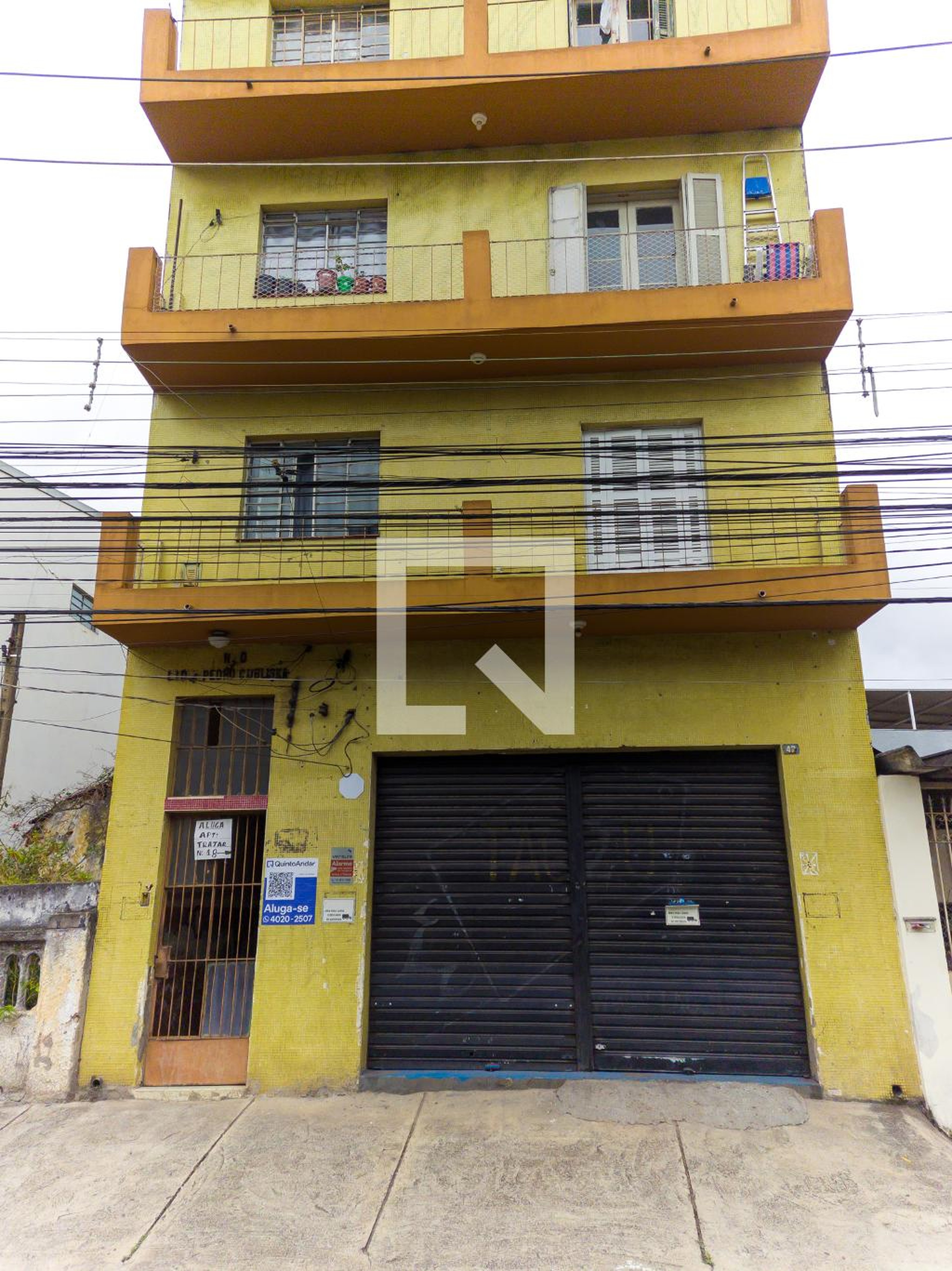 Fachada Condomínio em Rua Botocudos, 44