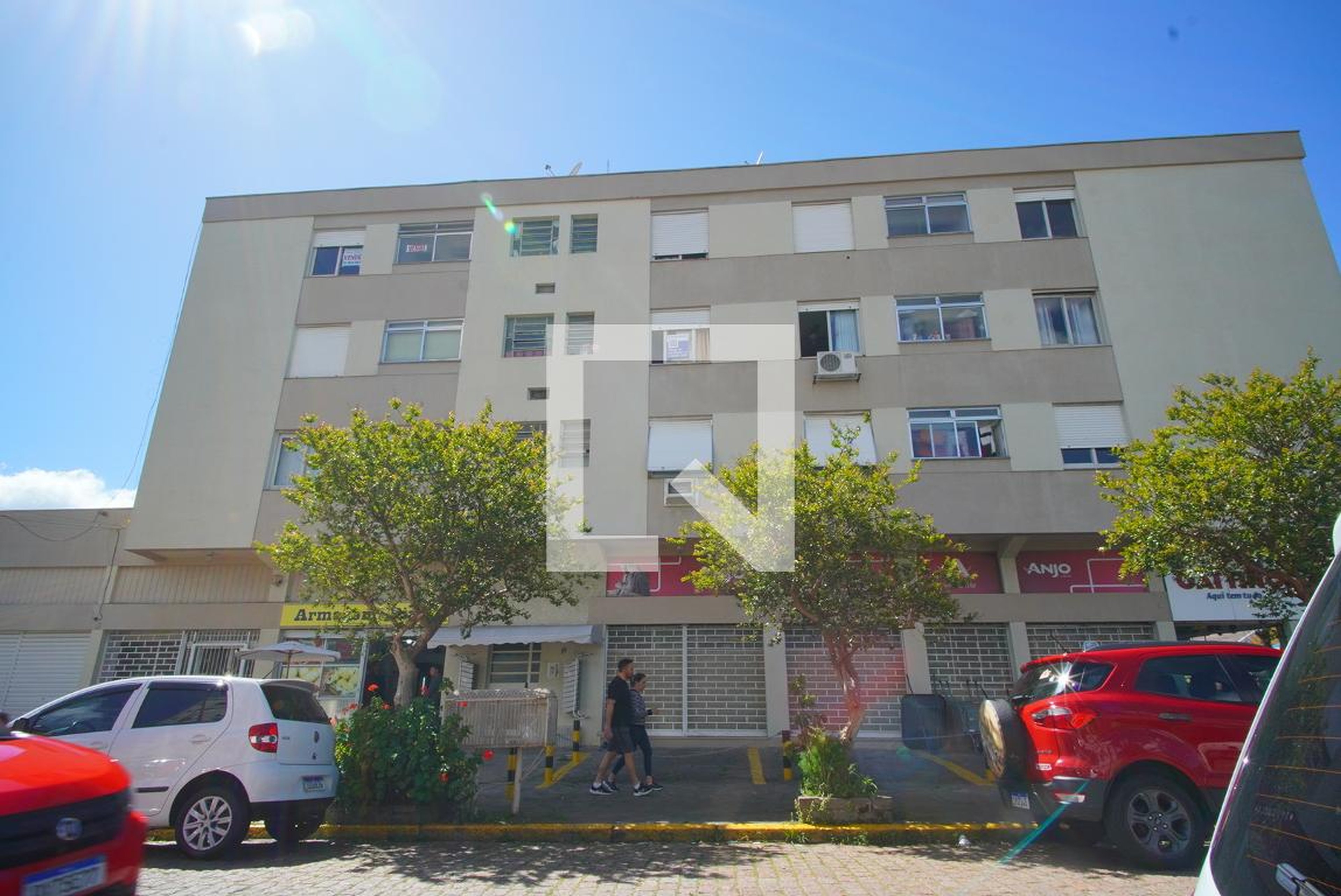 Fachada Condomínio em Rua Piauí, 15