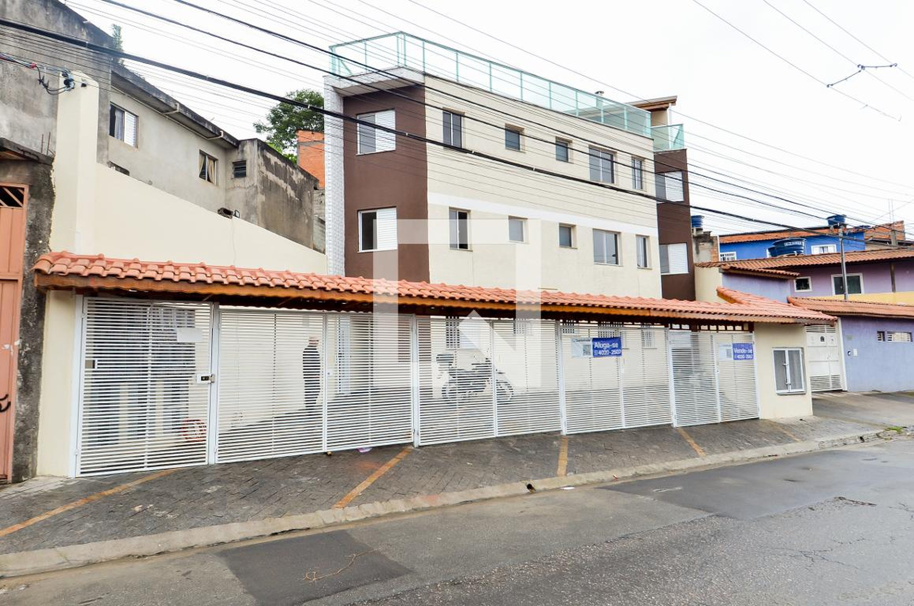 Fachada do Prédio Condomínio em Rua Lázaro de Almeida Campos, 1295