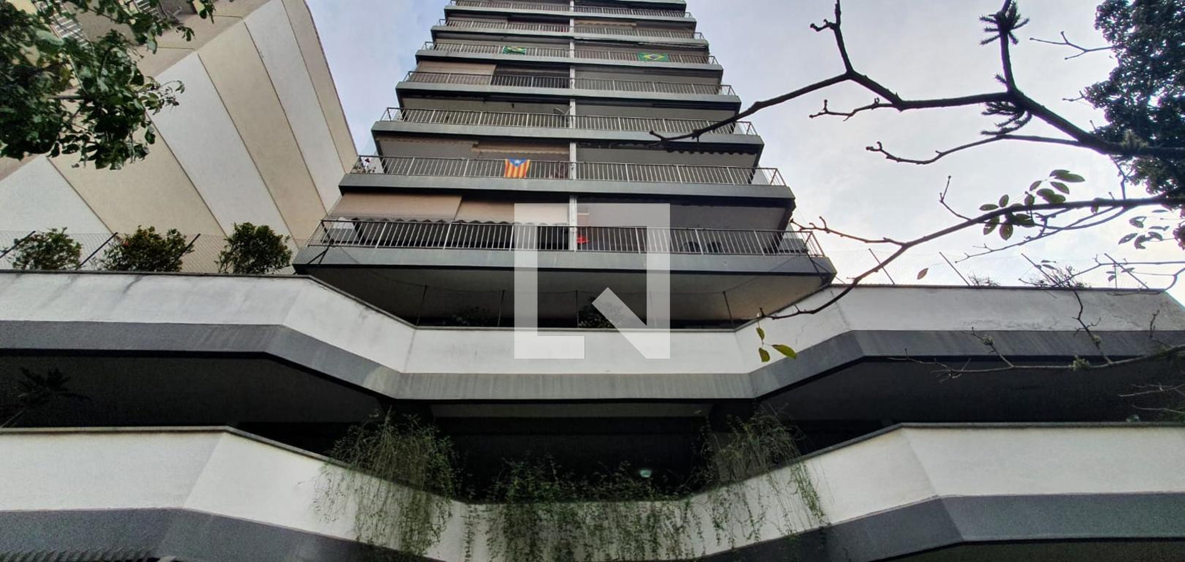 Fachada Edifício Ângelo Agostini