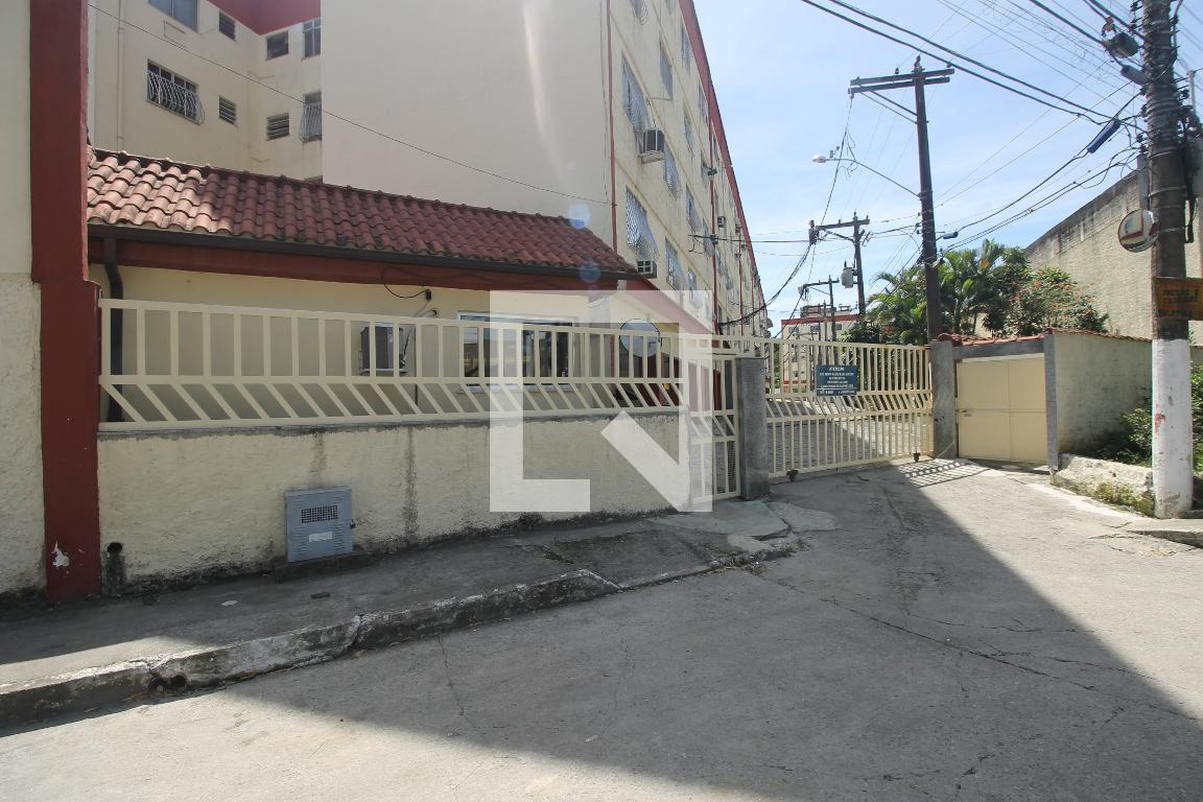 Fachada Condomínio em Rua Capitão Juvenal Figueiredo, 1188