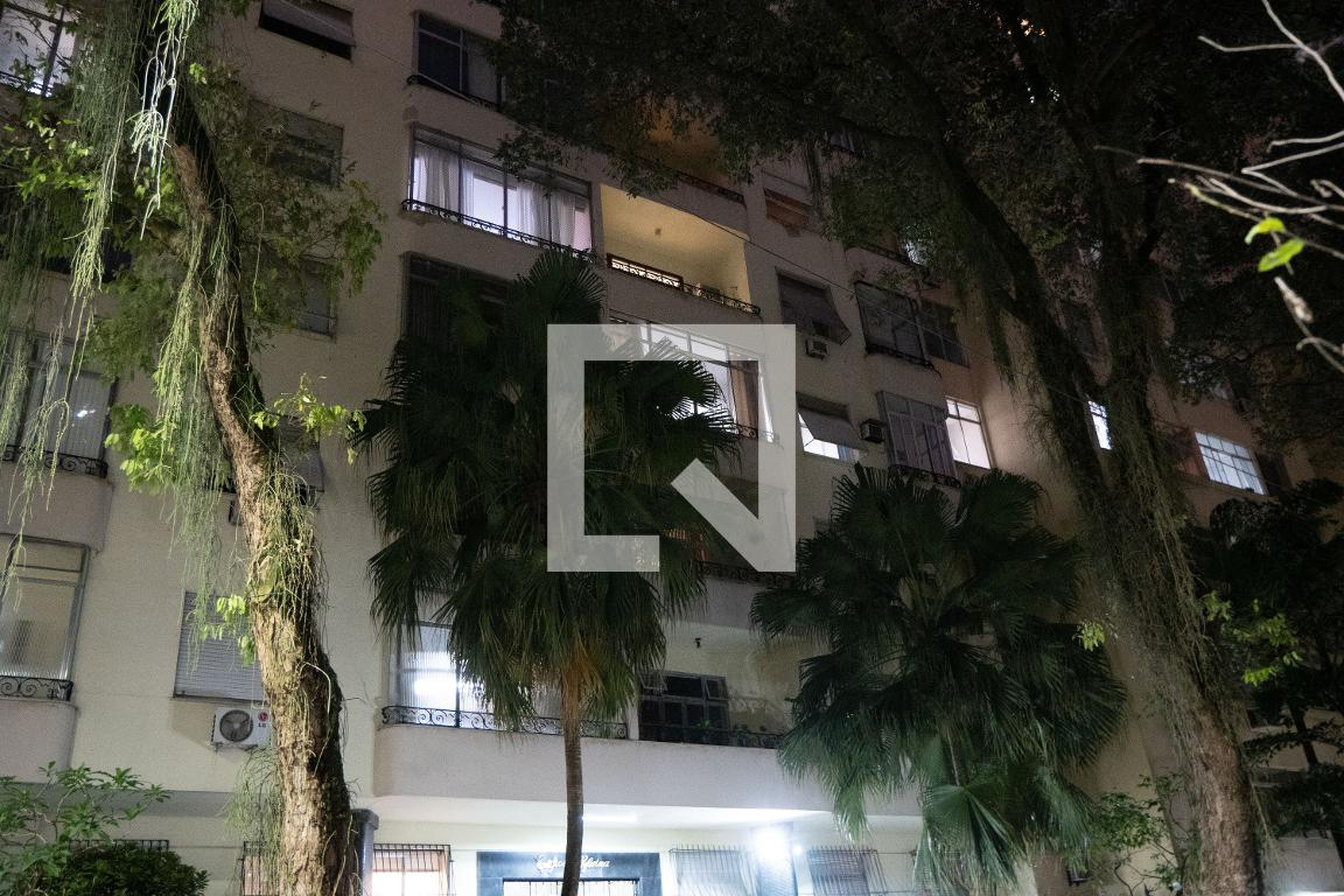 Fachada do Prédio Edifício Sylvina