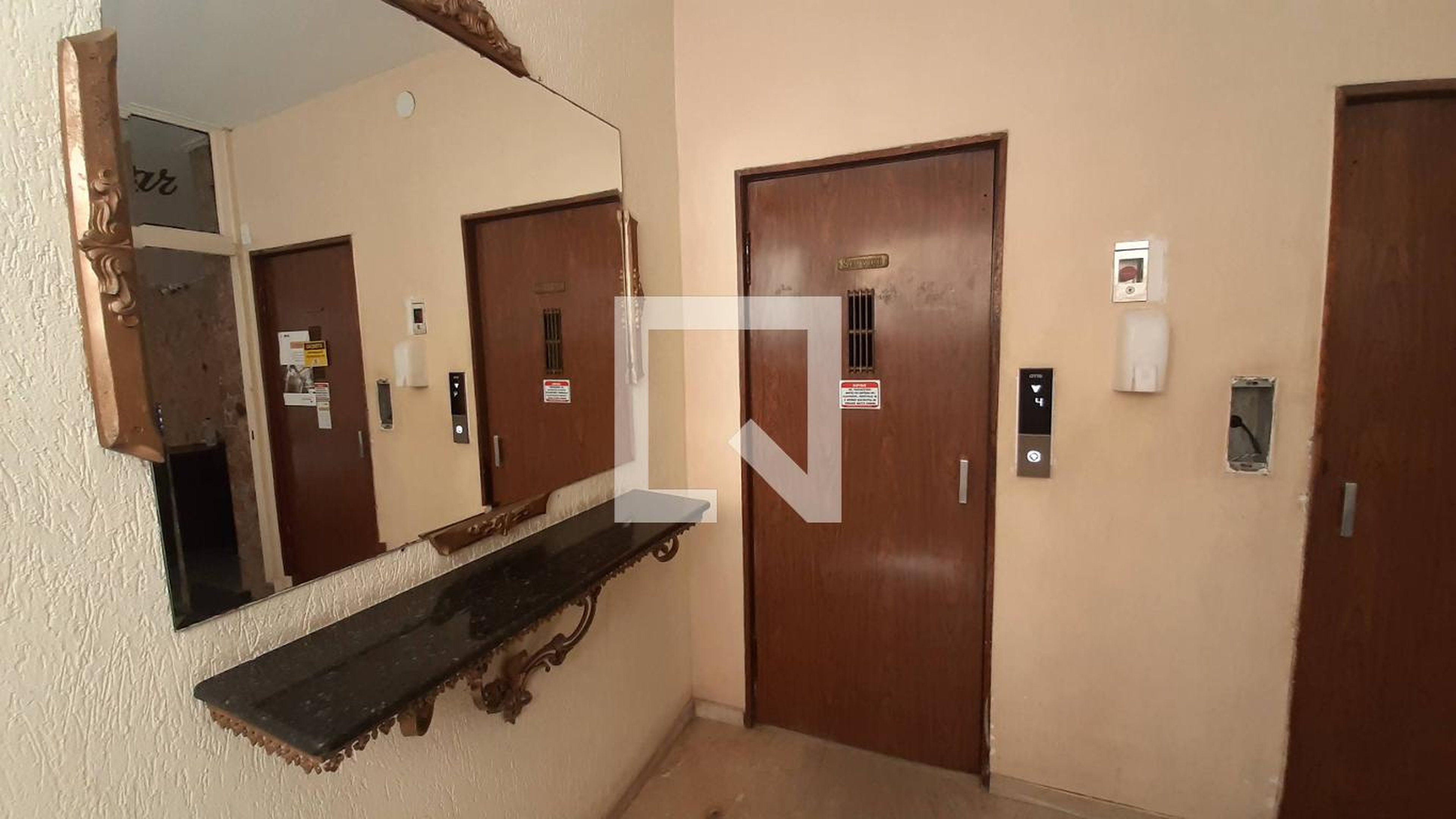 Entrada - Edificio Bolivar