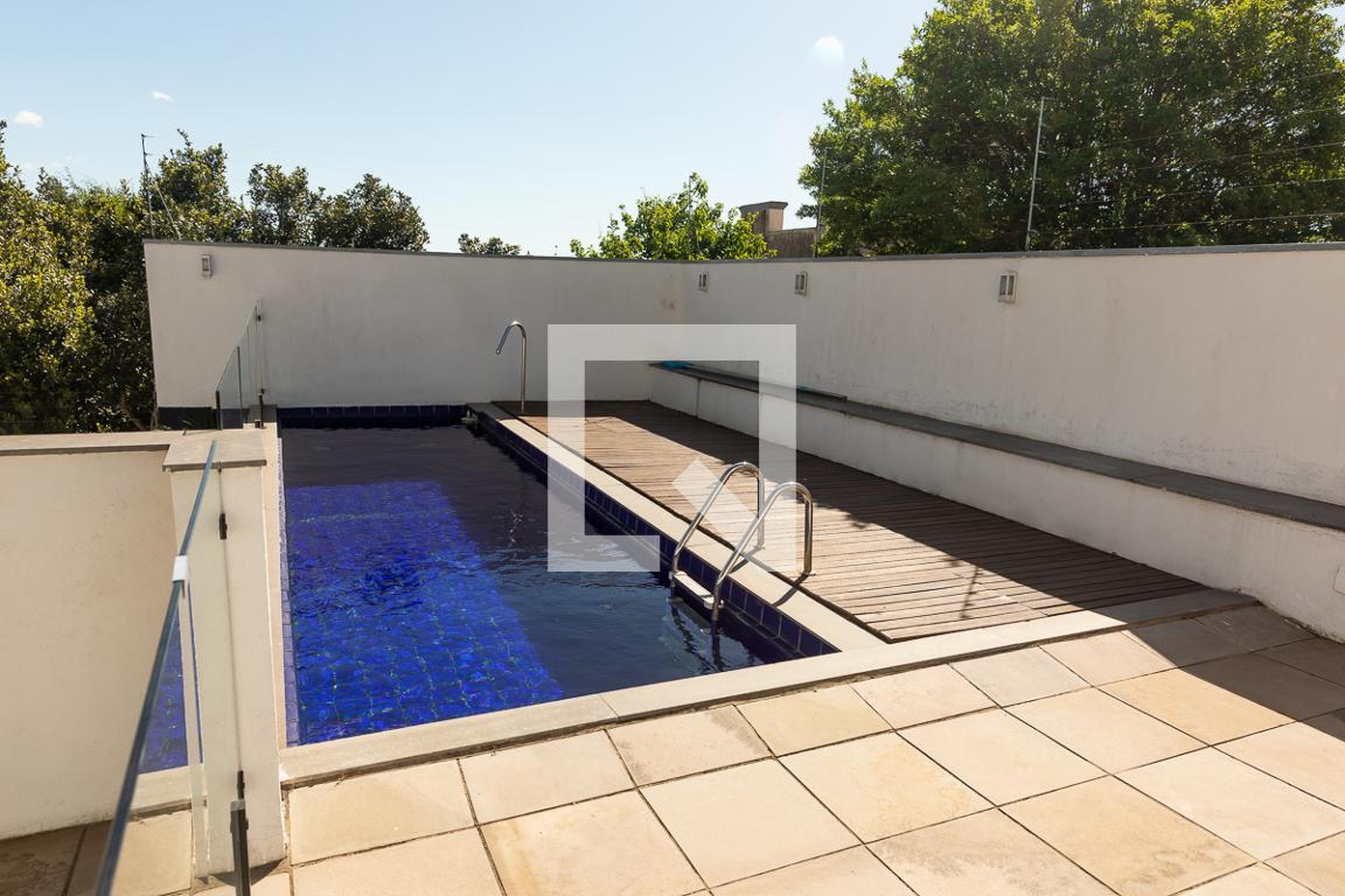 Piscina - Freedom House