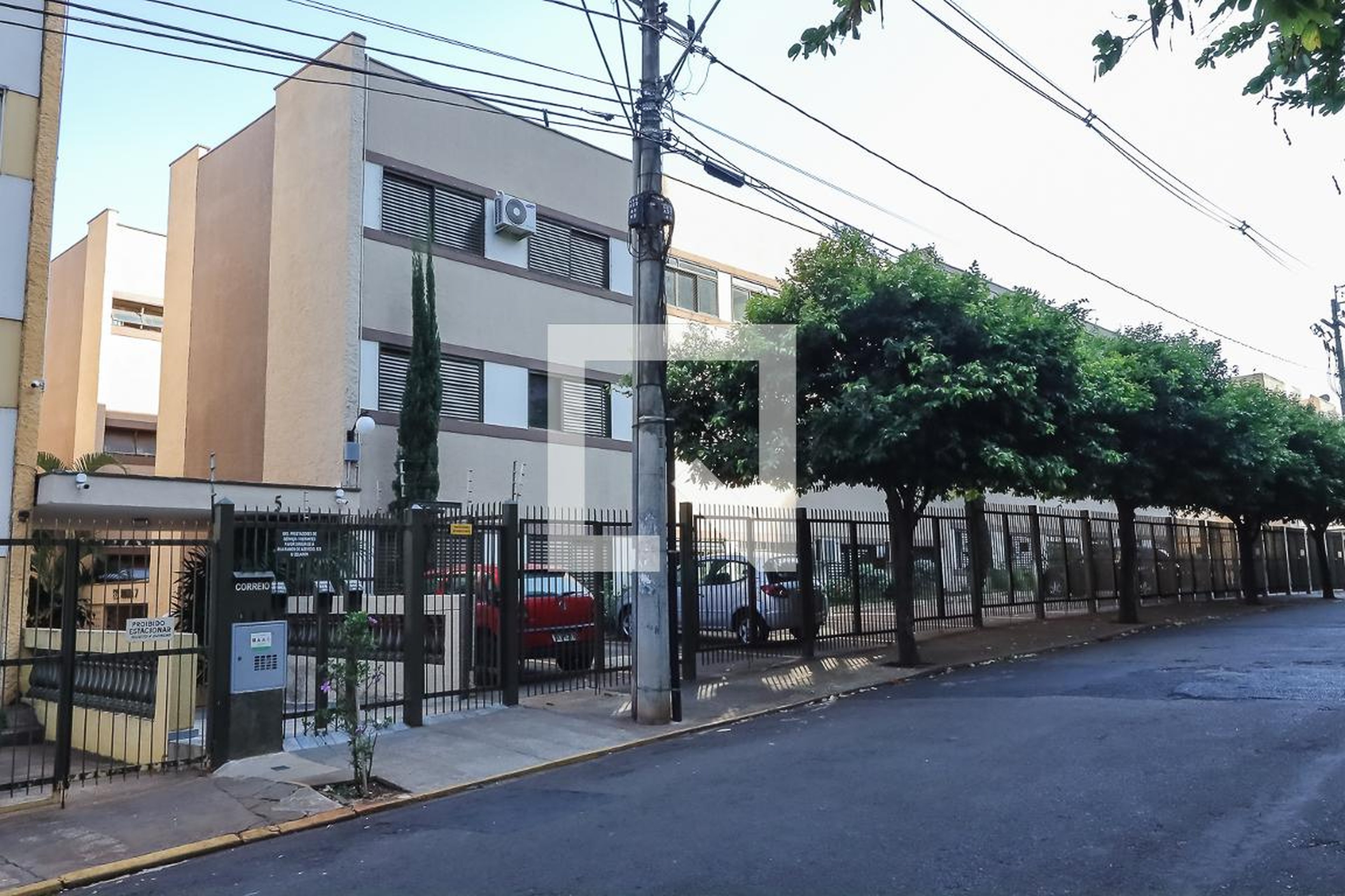 Fachada Condomínio em Rua Bonfim, 7