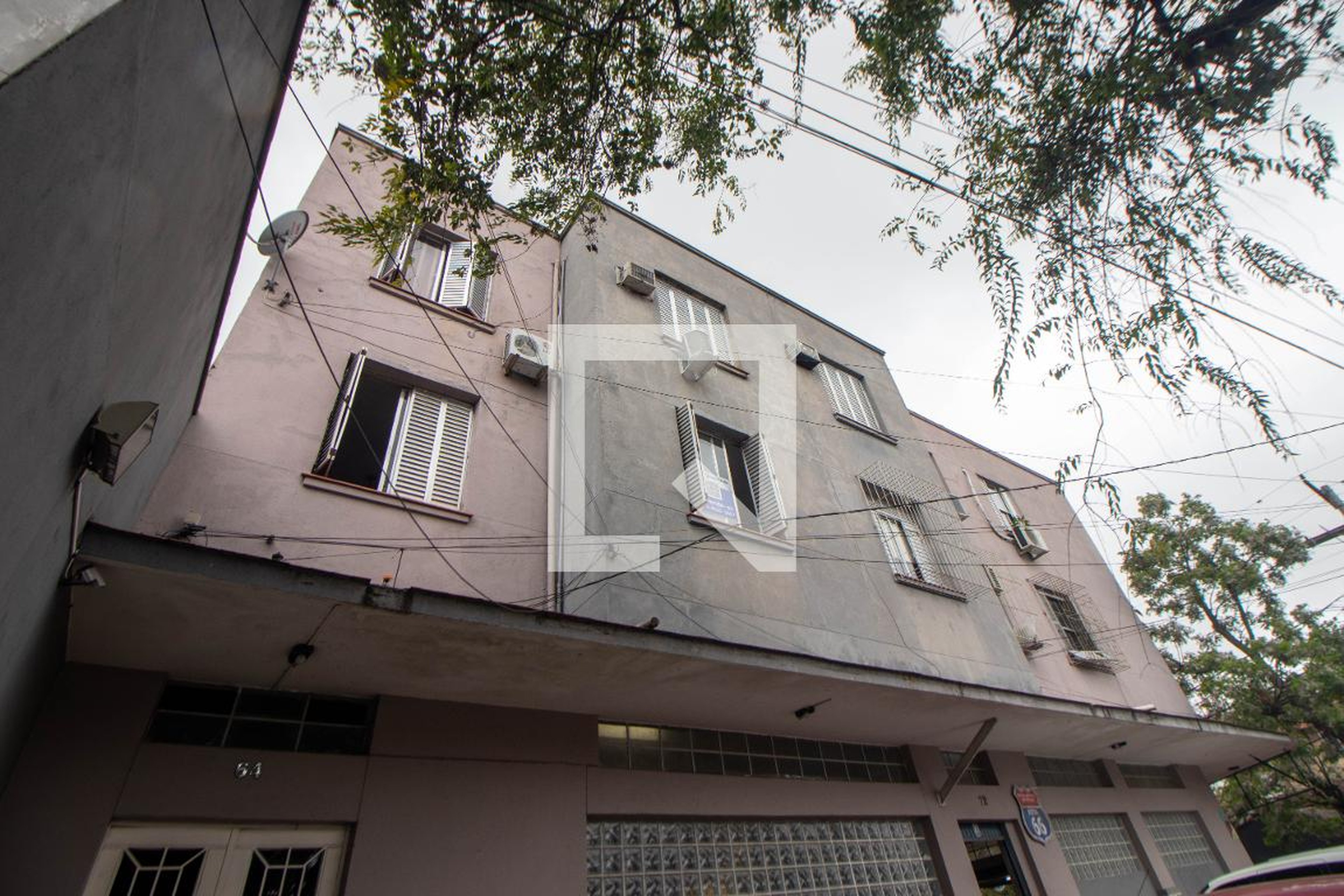 Fachada Condomínio em Avenida São Paulo, 64