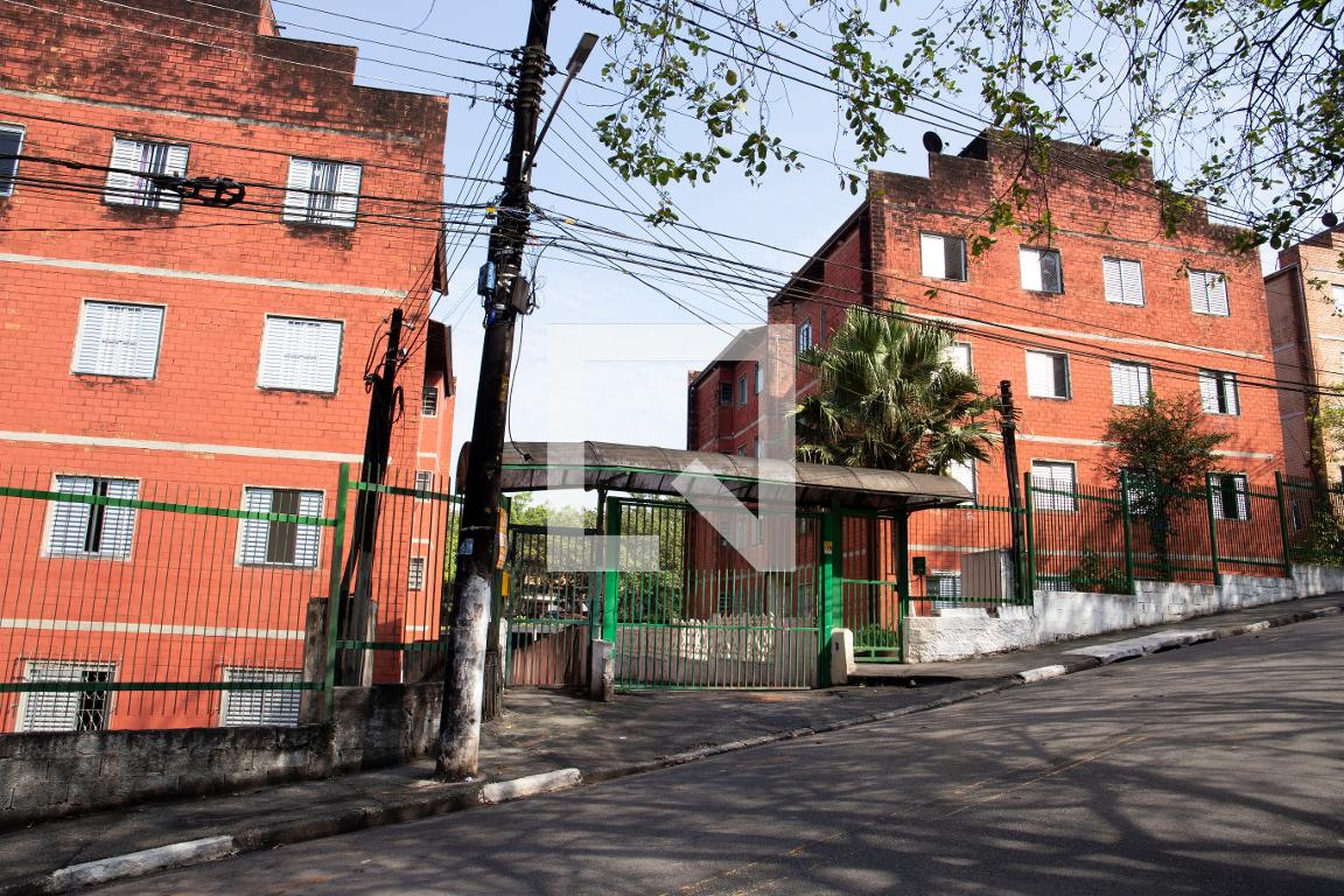 Fachada do Condomínio Condomínio em Rua Jadeildo Pereira da Silva, 65