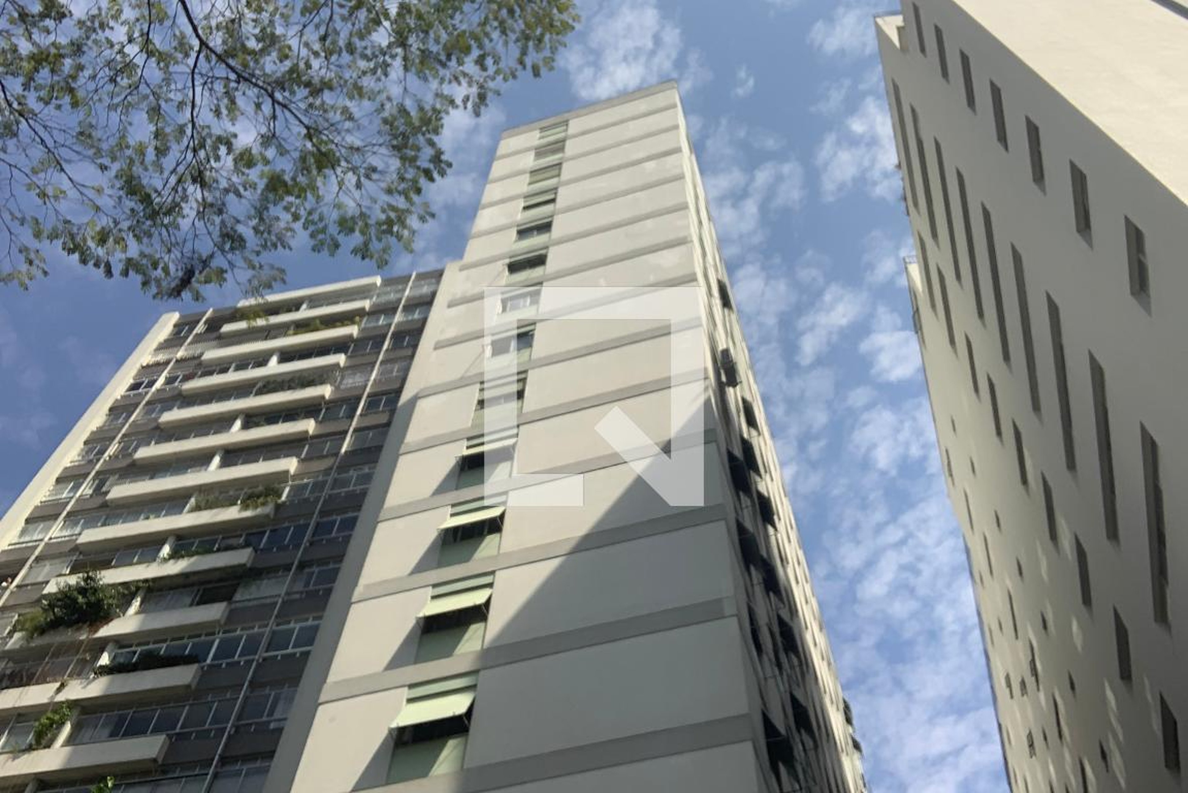 Fachada do Prédio Edifício Barao de Airuoca