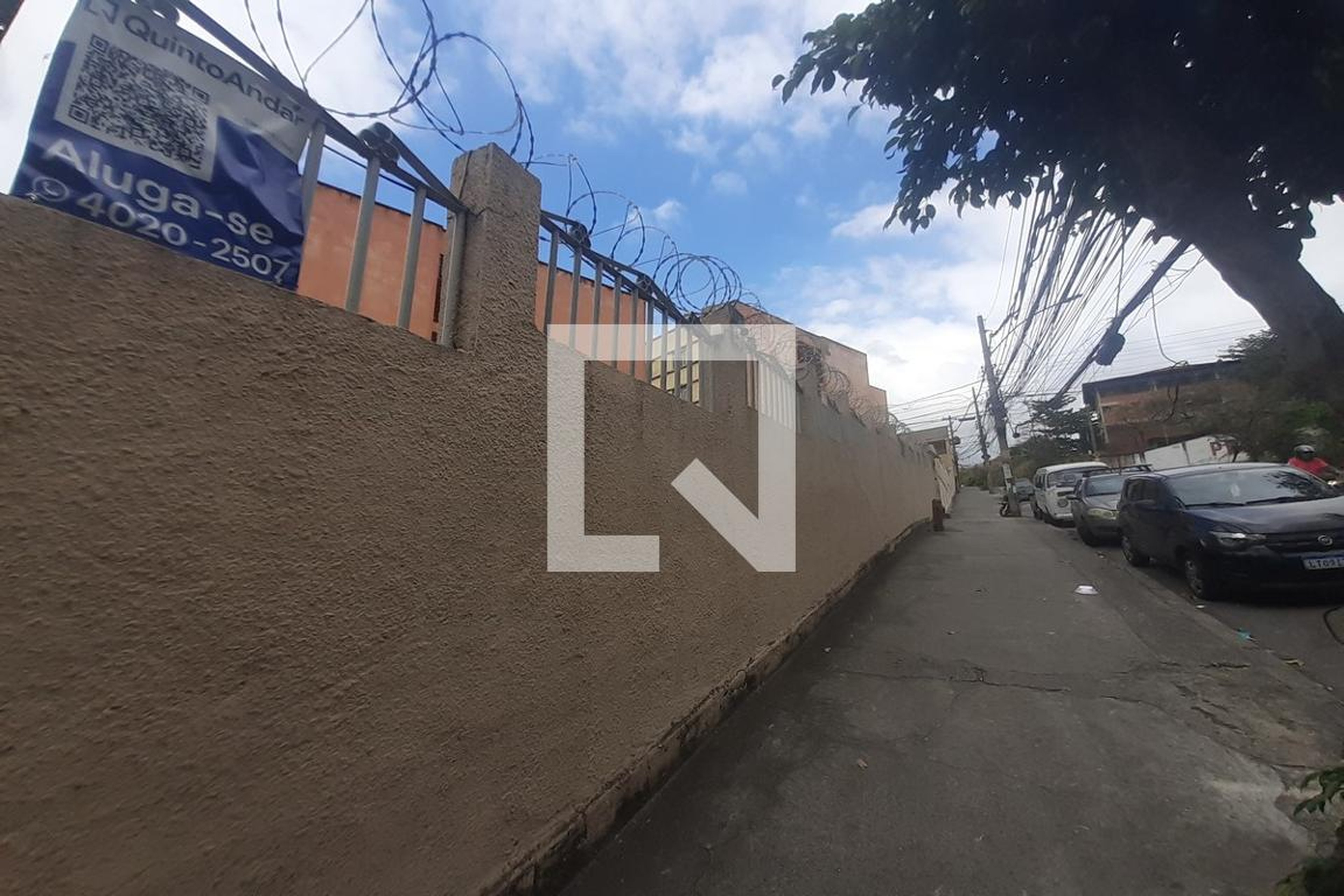 Fachada Condomínio 20 de Janeiro