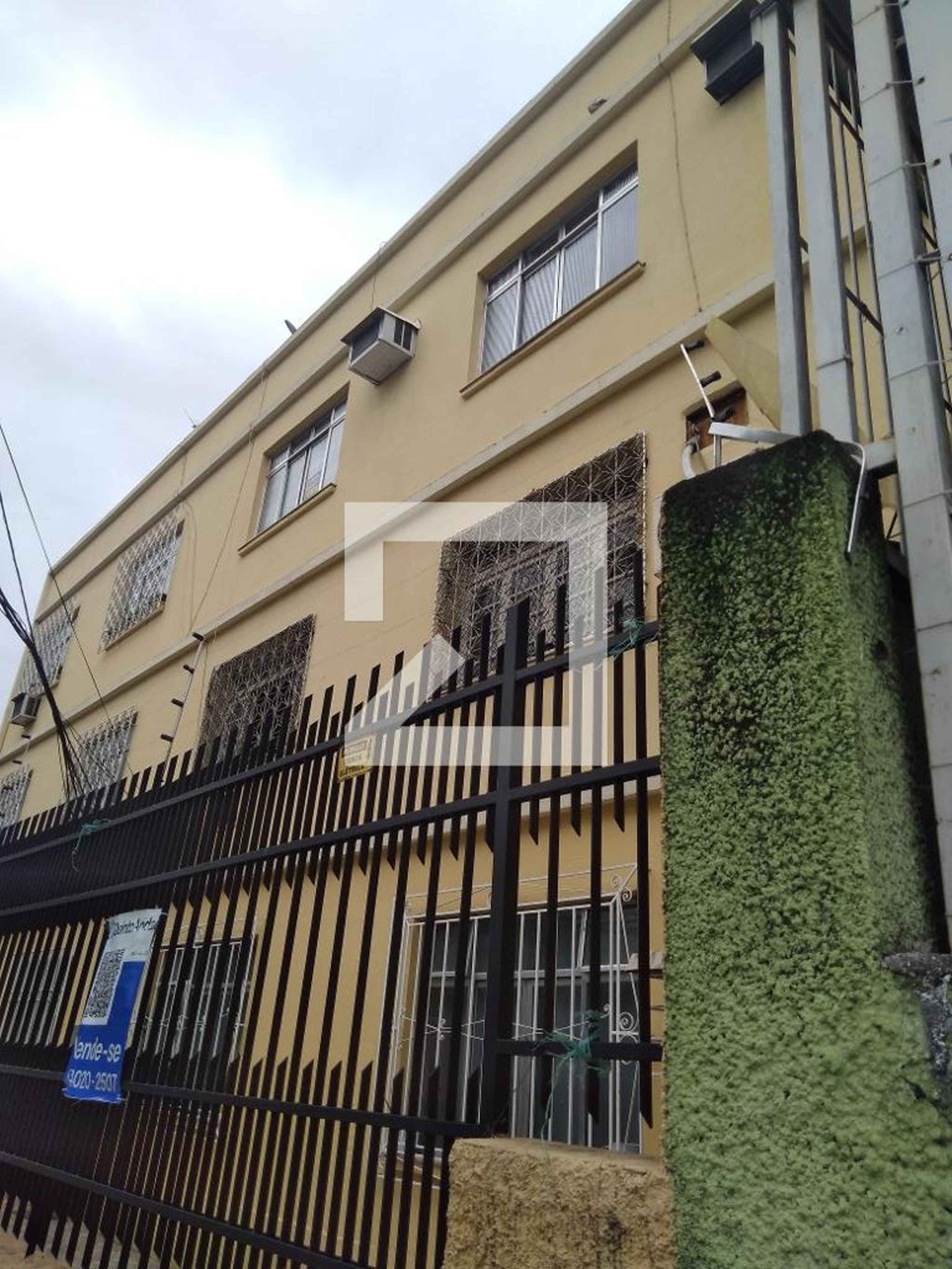 Fachada Condomínio em Rua Engenheiro Francelino Mota, 632