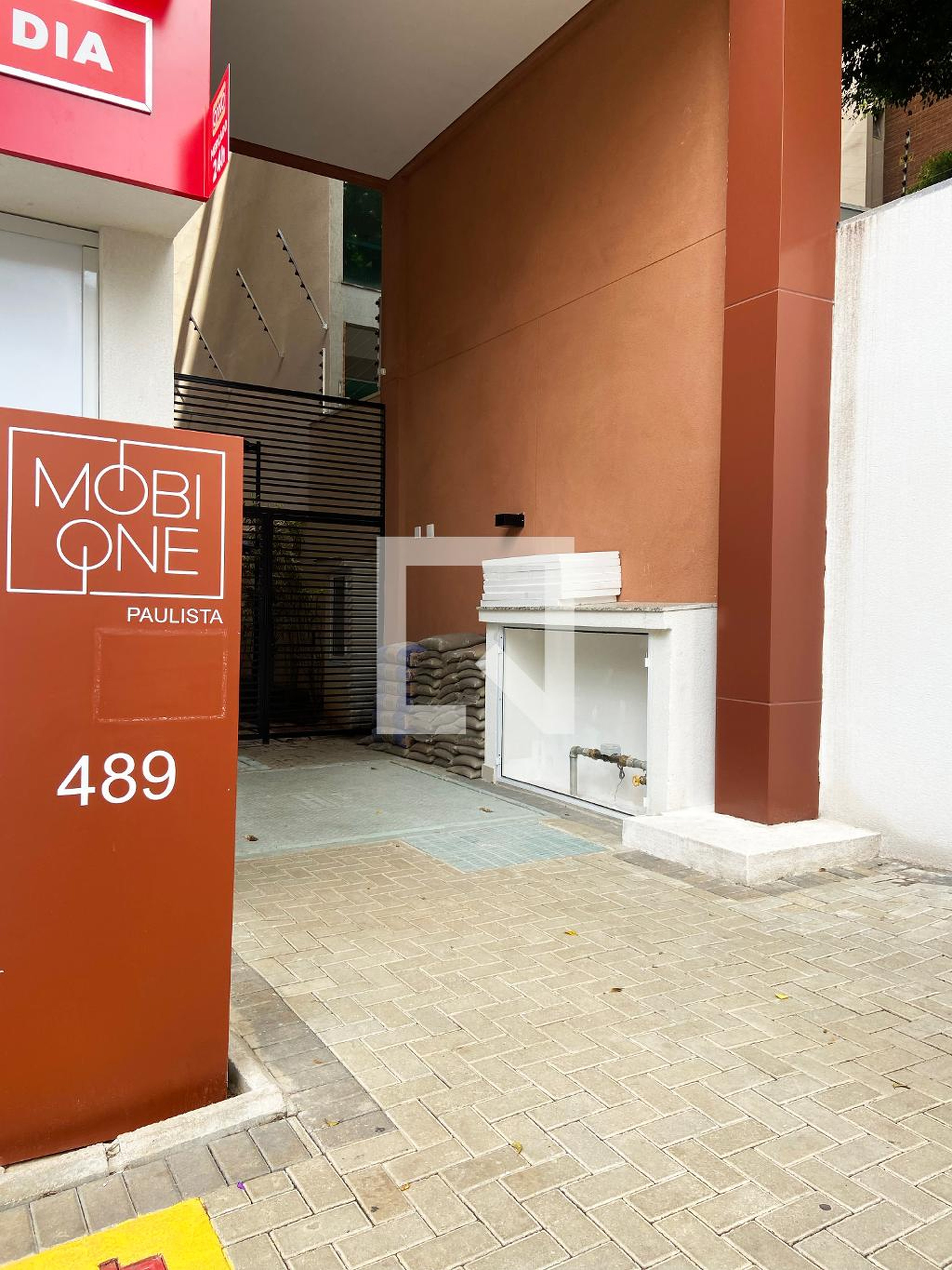 Fachada do Condomínio Condomínio Mobi One Paulista