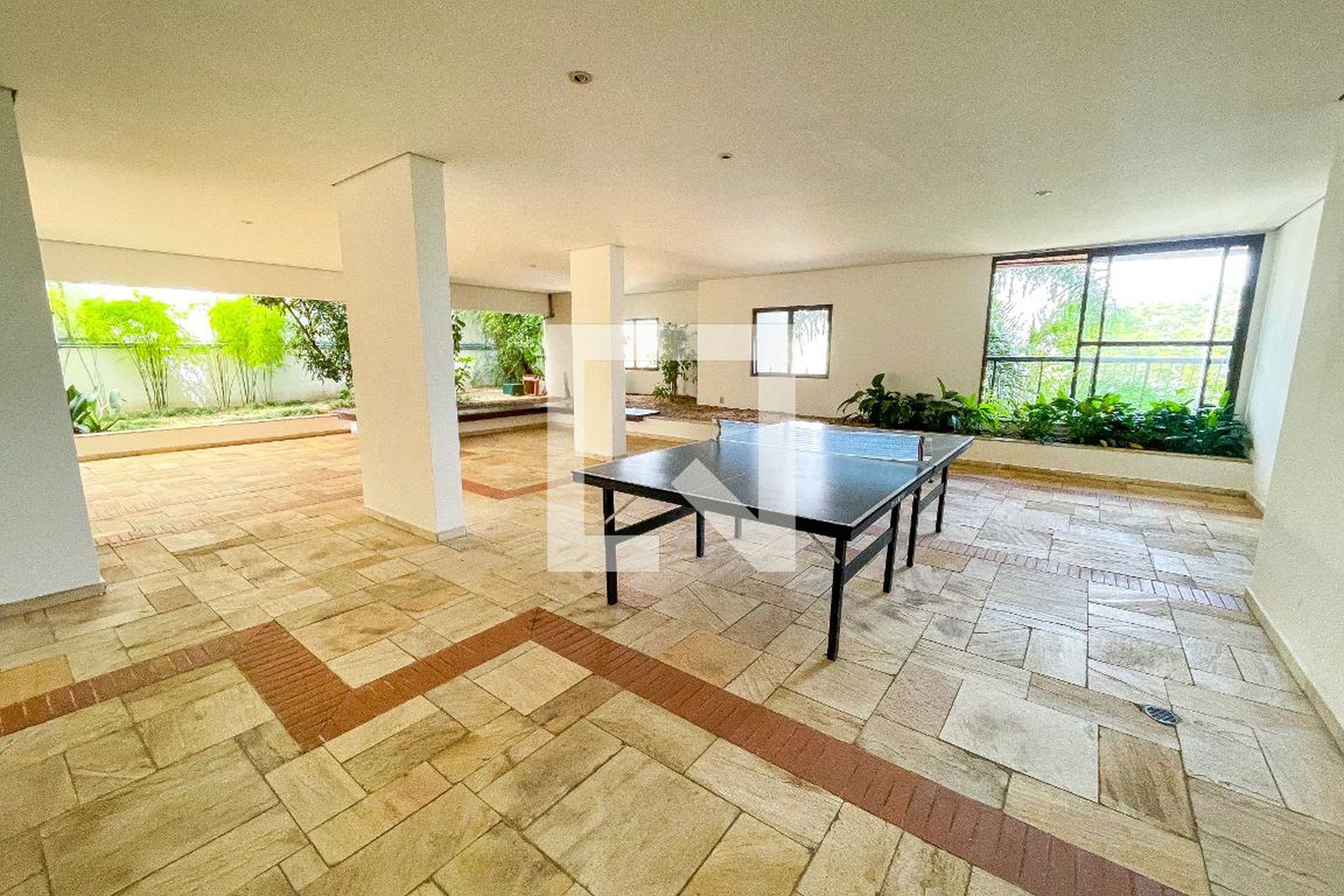 Área comum - High Village