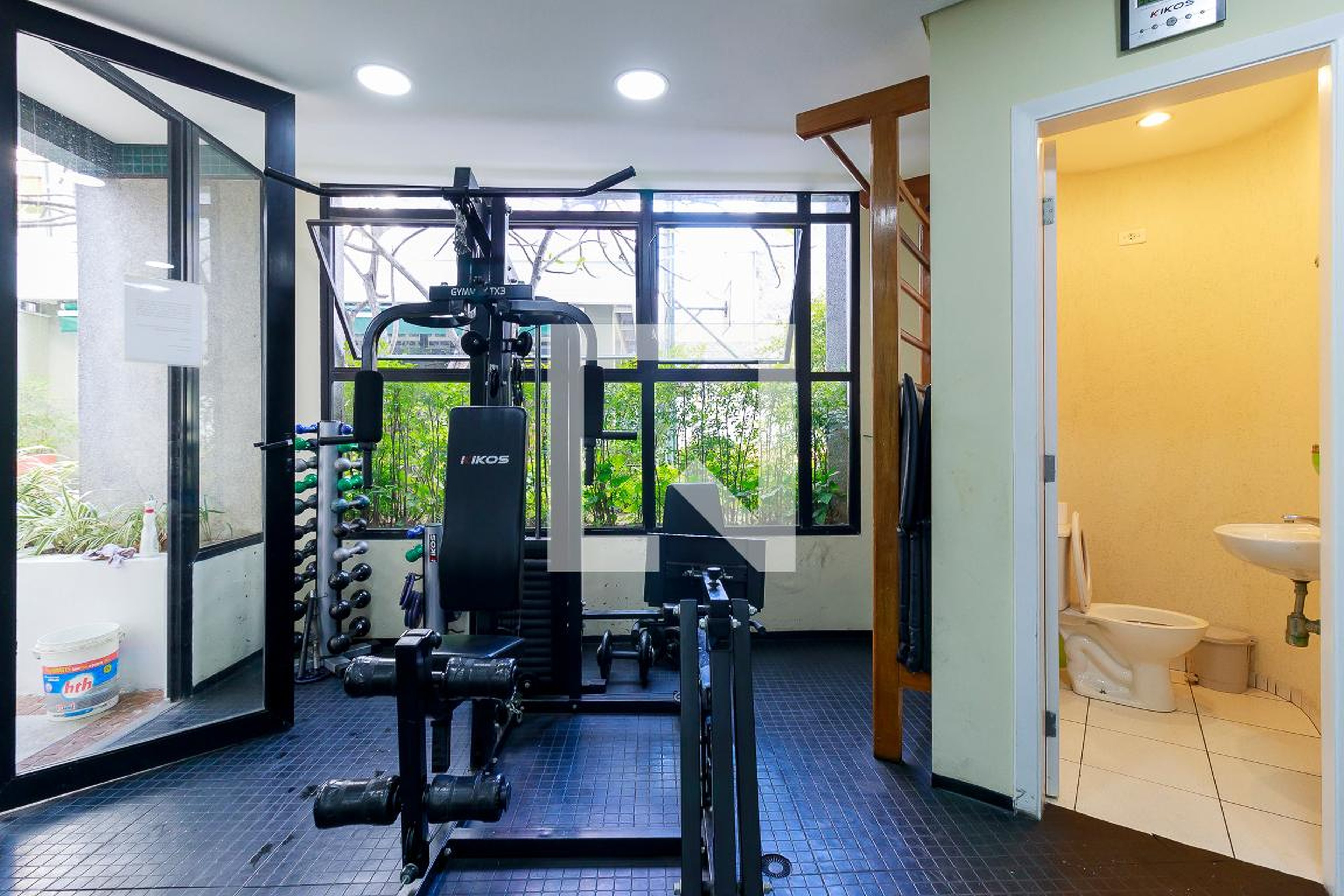 Academia - Mystic Point