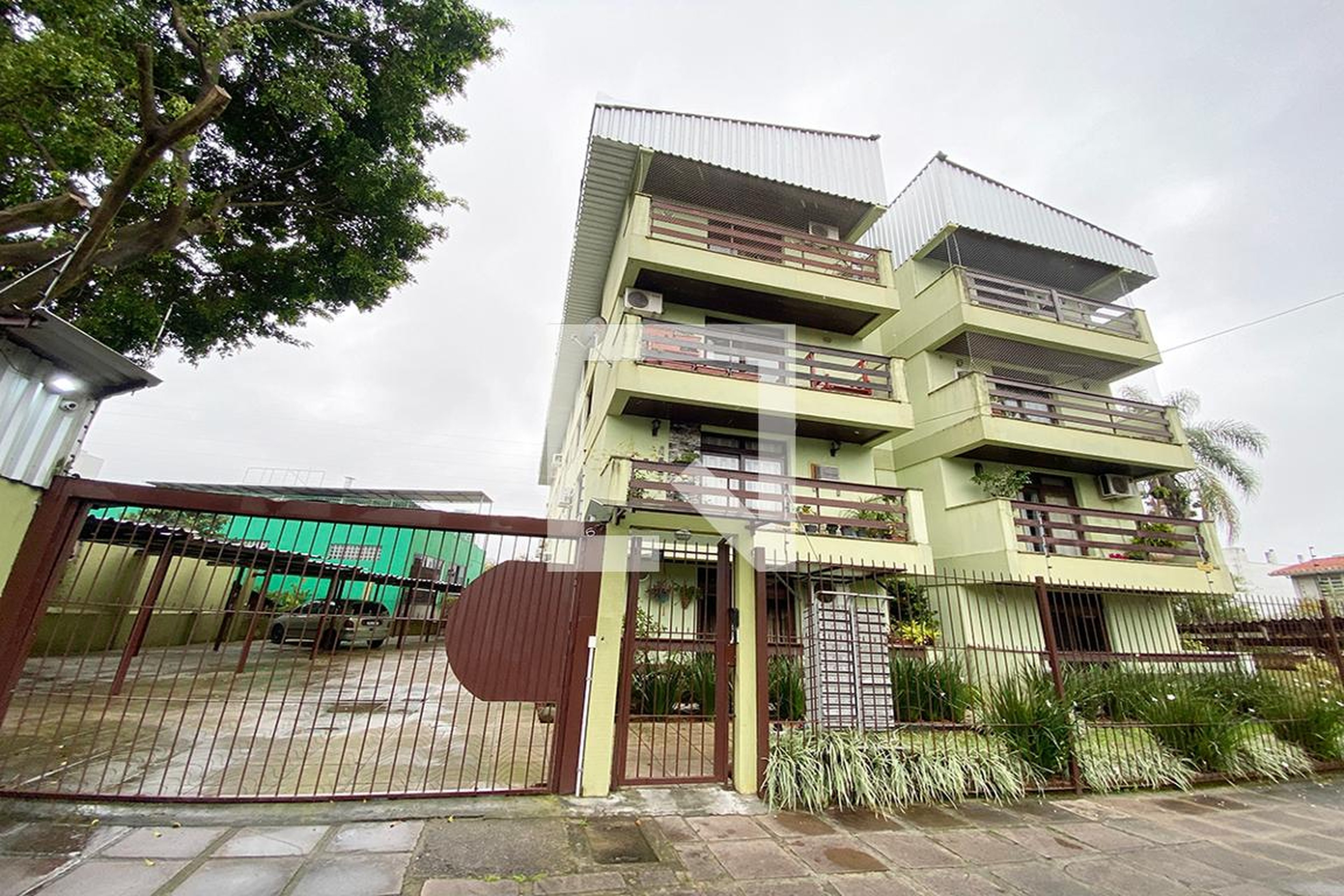 Fachada do Condomínio Condomínio Jardim Normandie