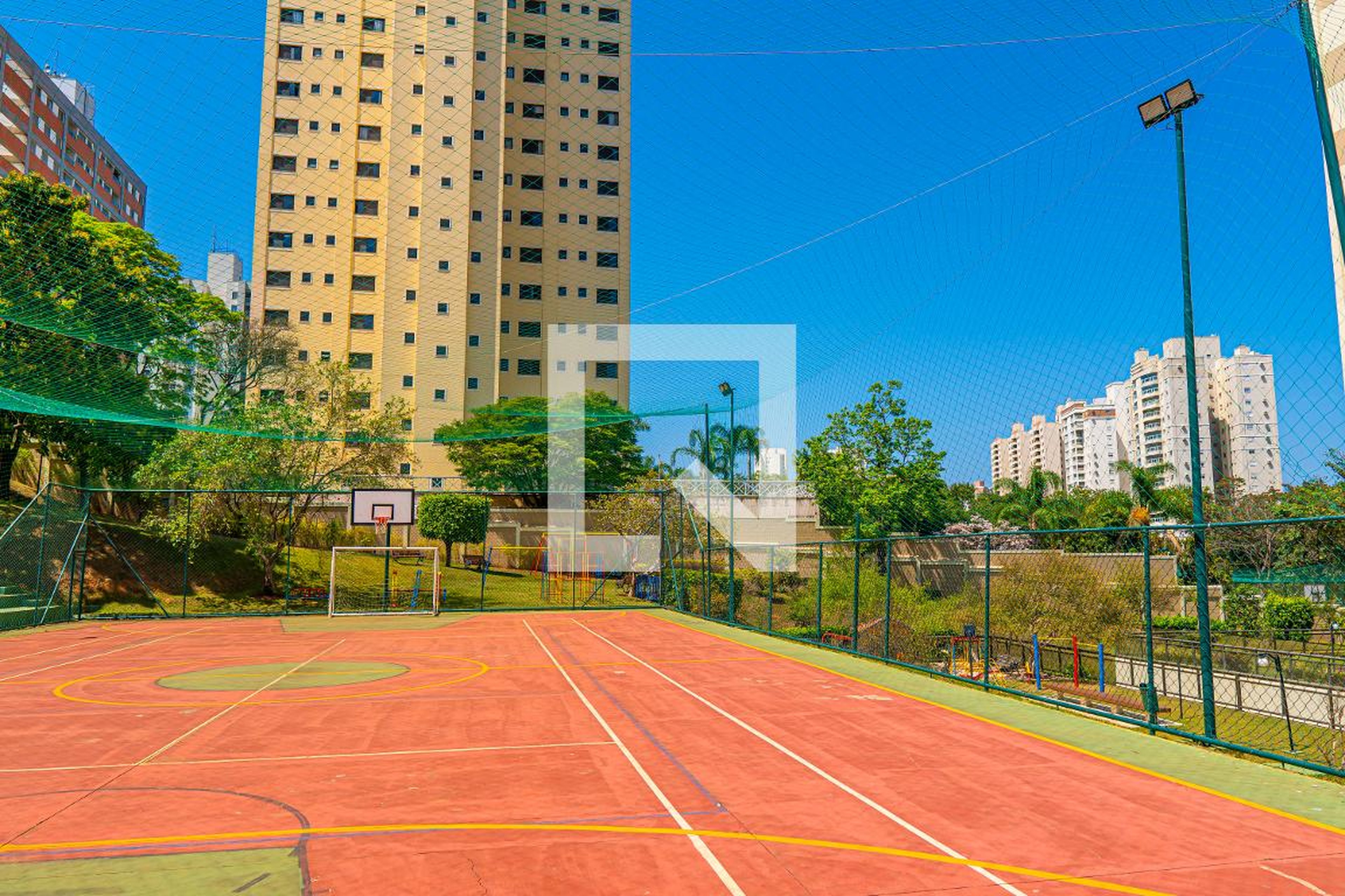 Quadra Esportiva - Lle de Saint Louis