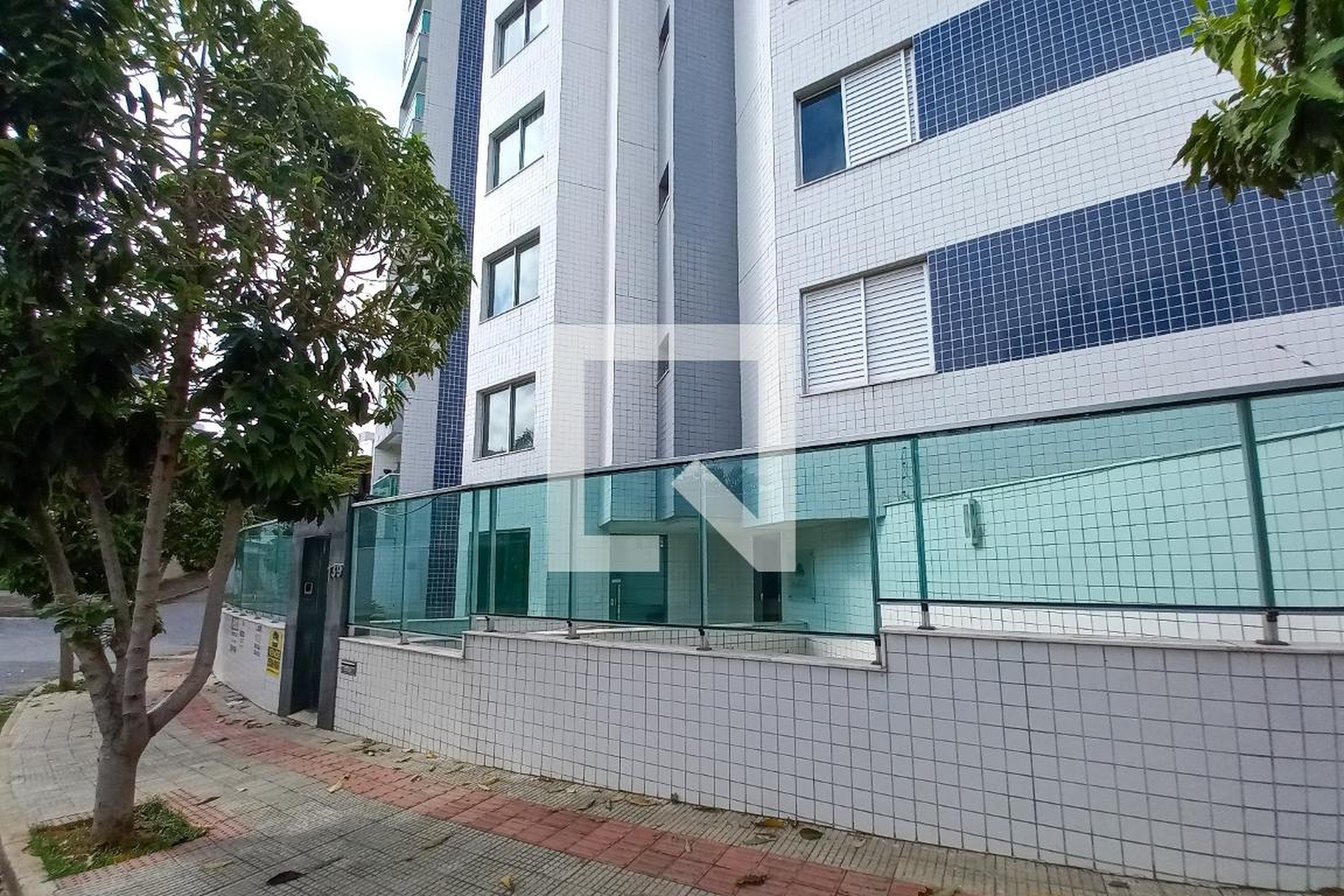 Fachada Residencial Serra dos Manacas